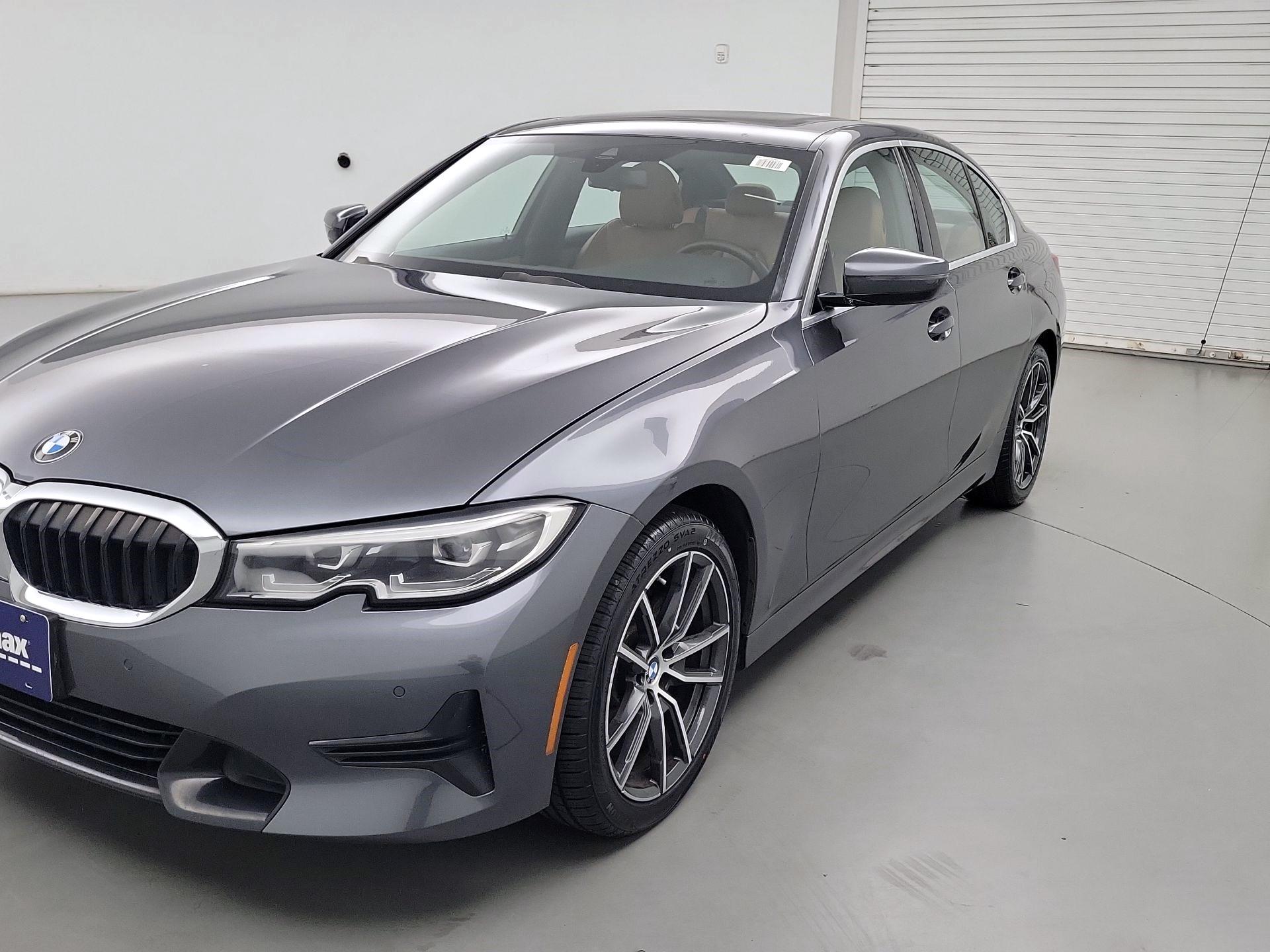 Thumbnail: 2019 BMW 3 Series - 3