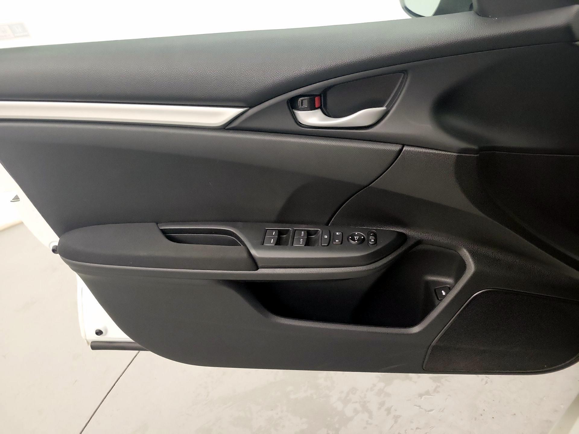 Thumbnail: 2020 Honda Civic - 10
