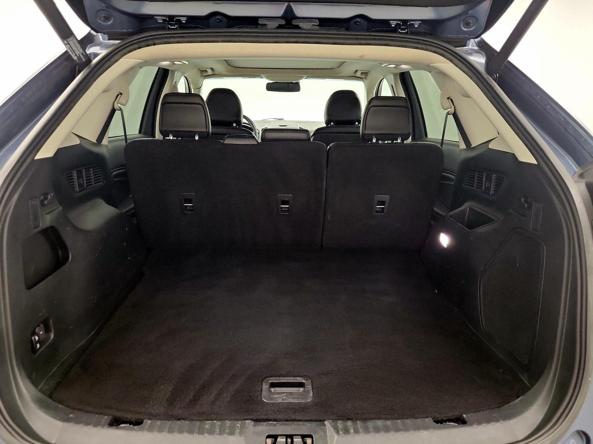 Thumbnail: 2019 Ford Edge - 20