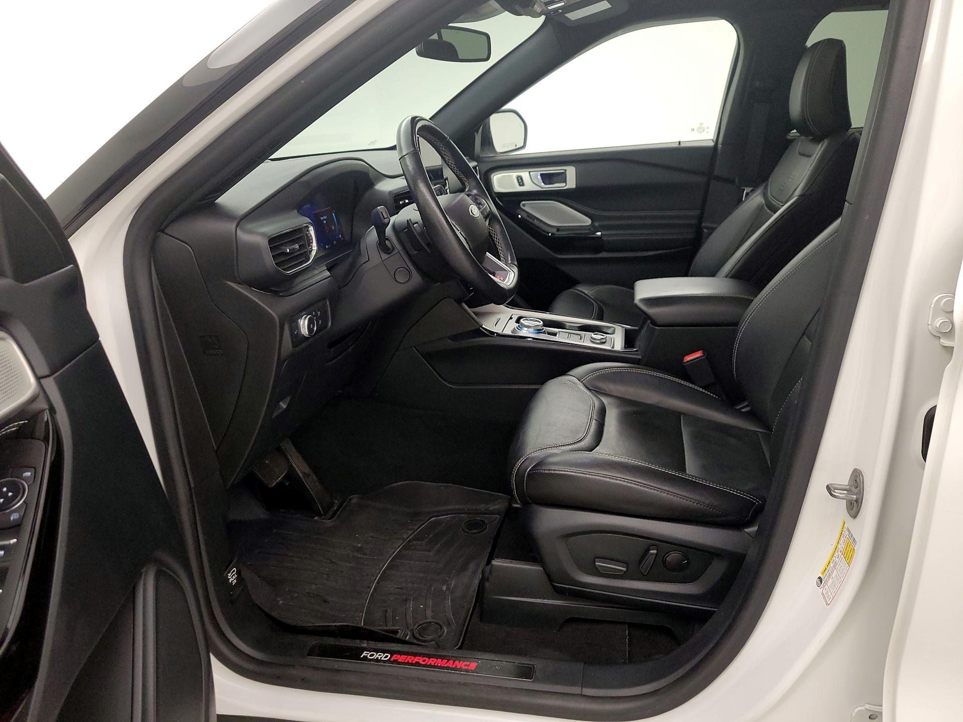Thumbnail: 2022 Ford Explorer - 11