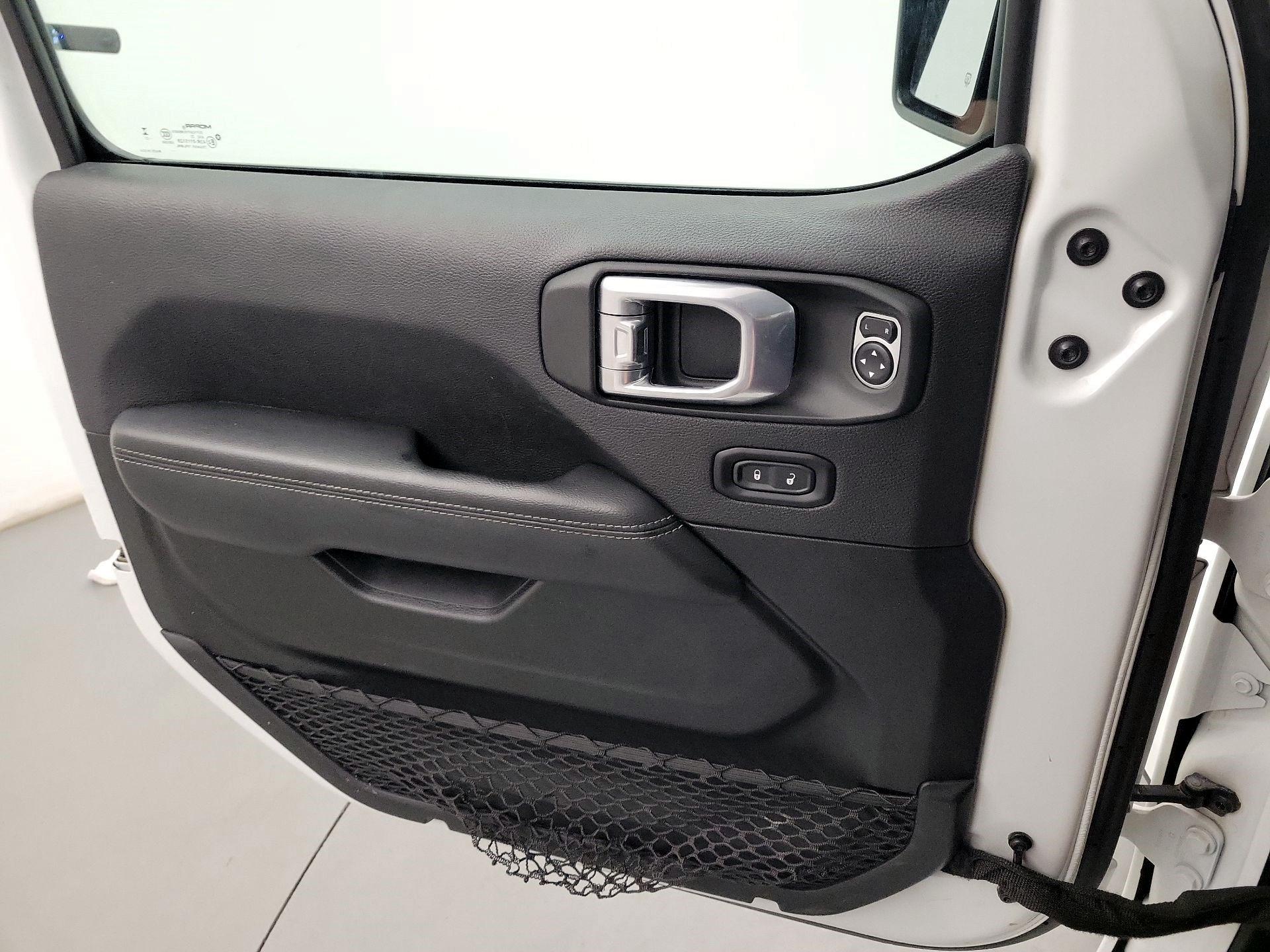 Thumbnail: 2023 Jeep Wrangler - 10