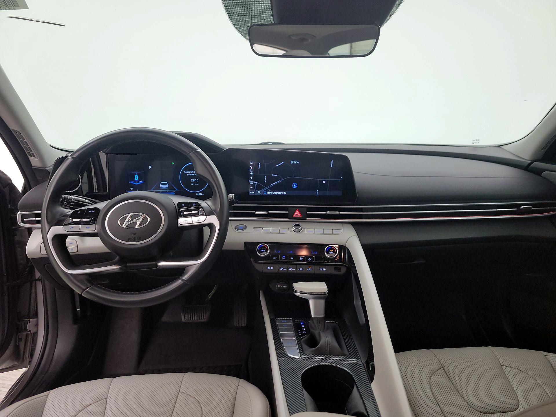 Thumbnail: 2023 Hyundai Elantra - 9