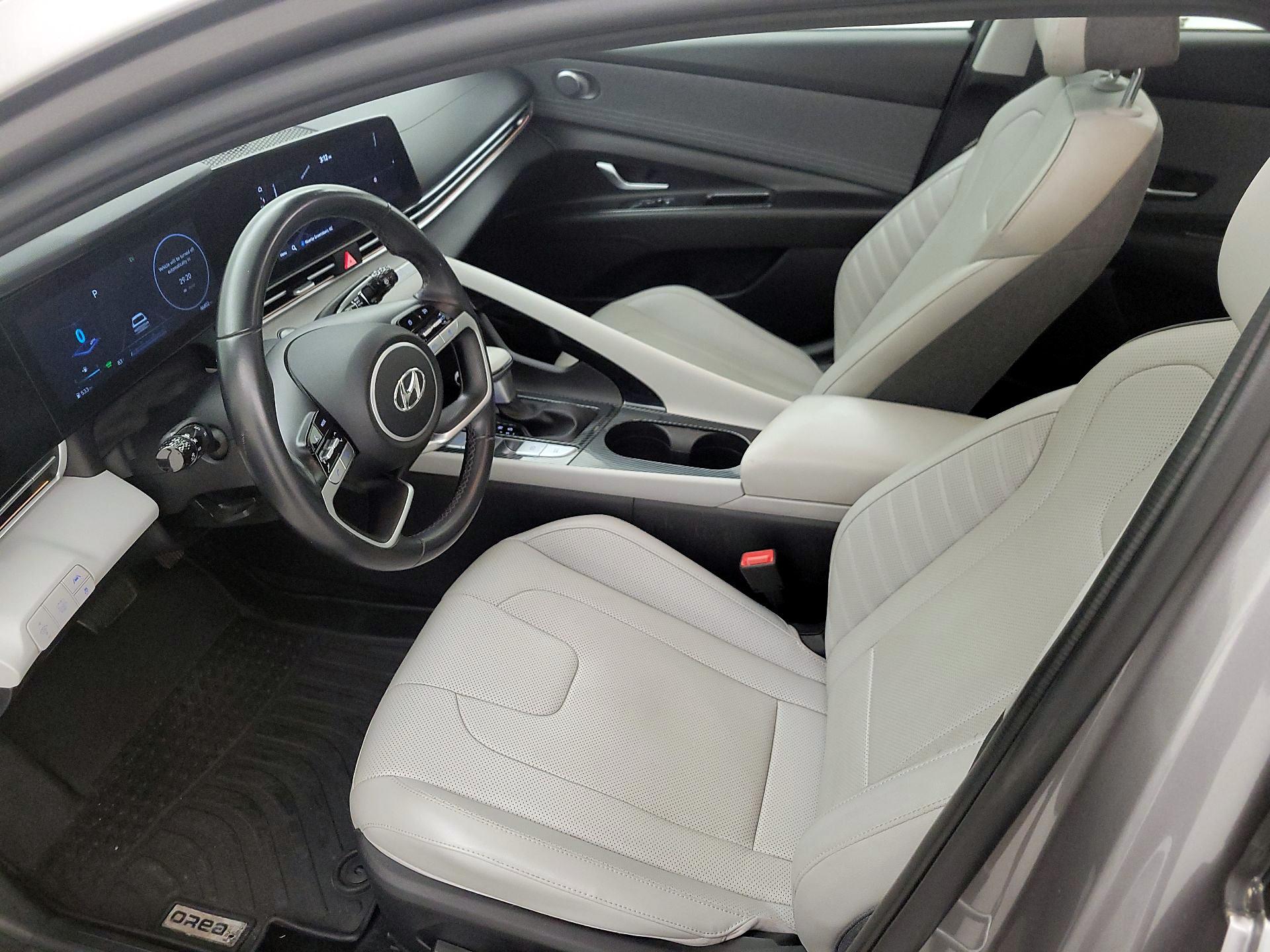 Thumbnail: 2023 Hyundai Elantra - 11