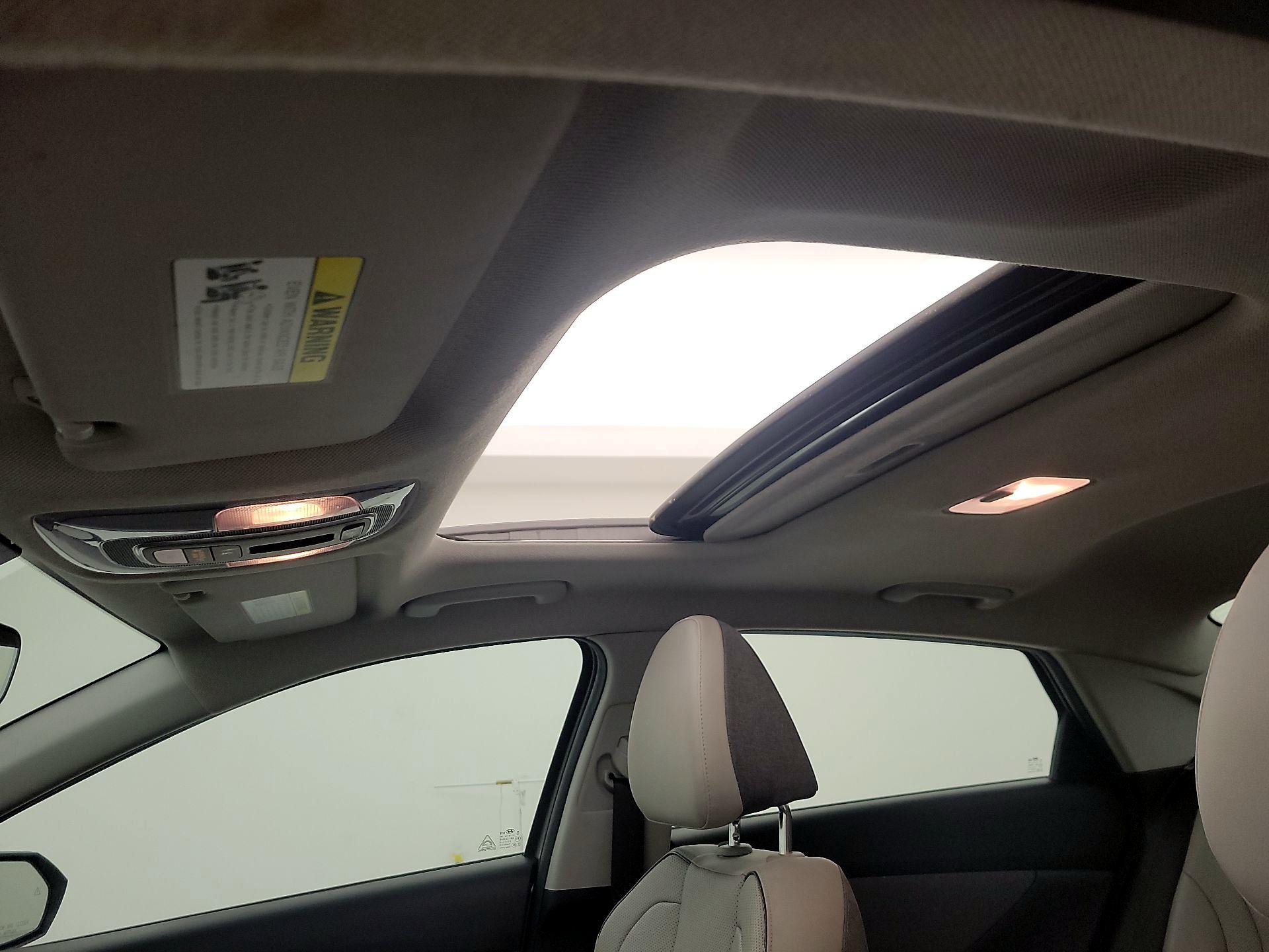 Thumbnail: 2023 Hyundai Elantra - 20