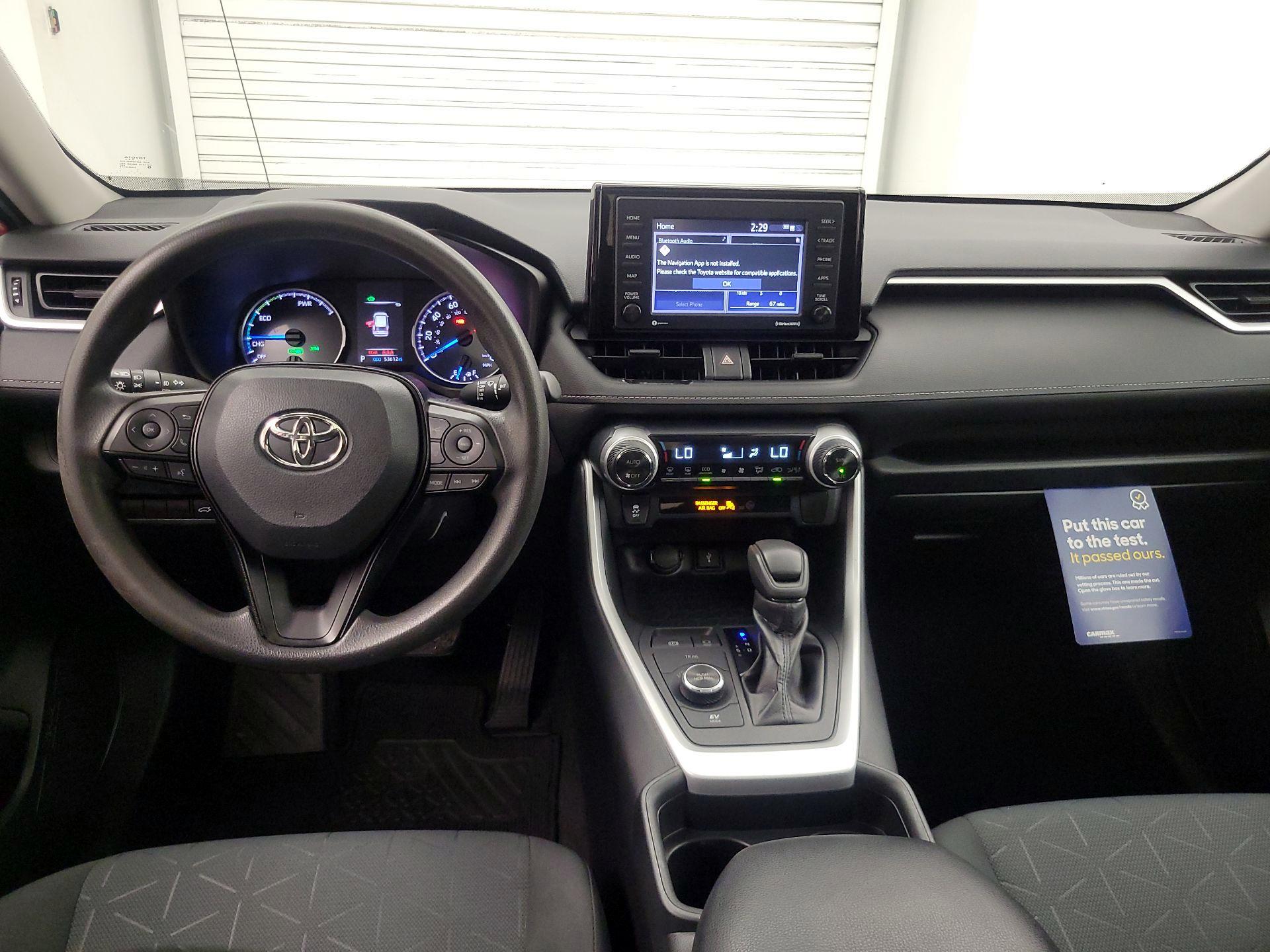 Thumbnail: 2020 Toyota RAV4 - 9