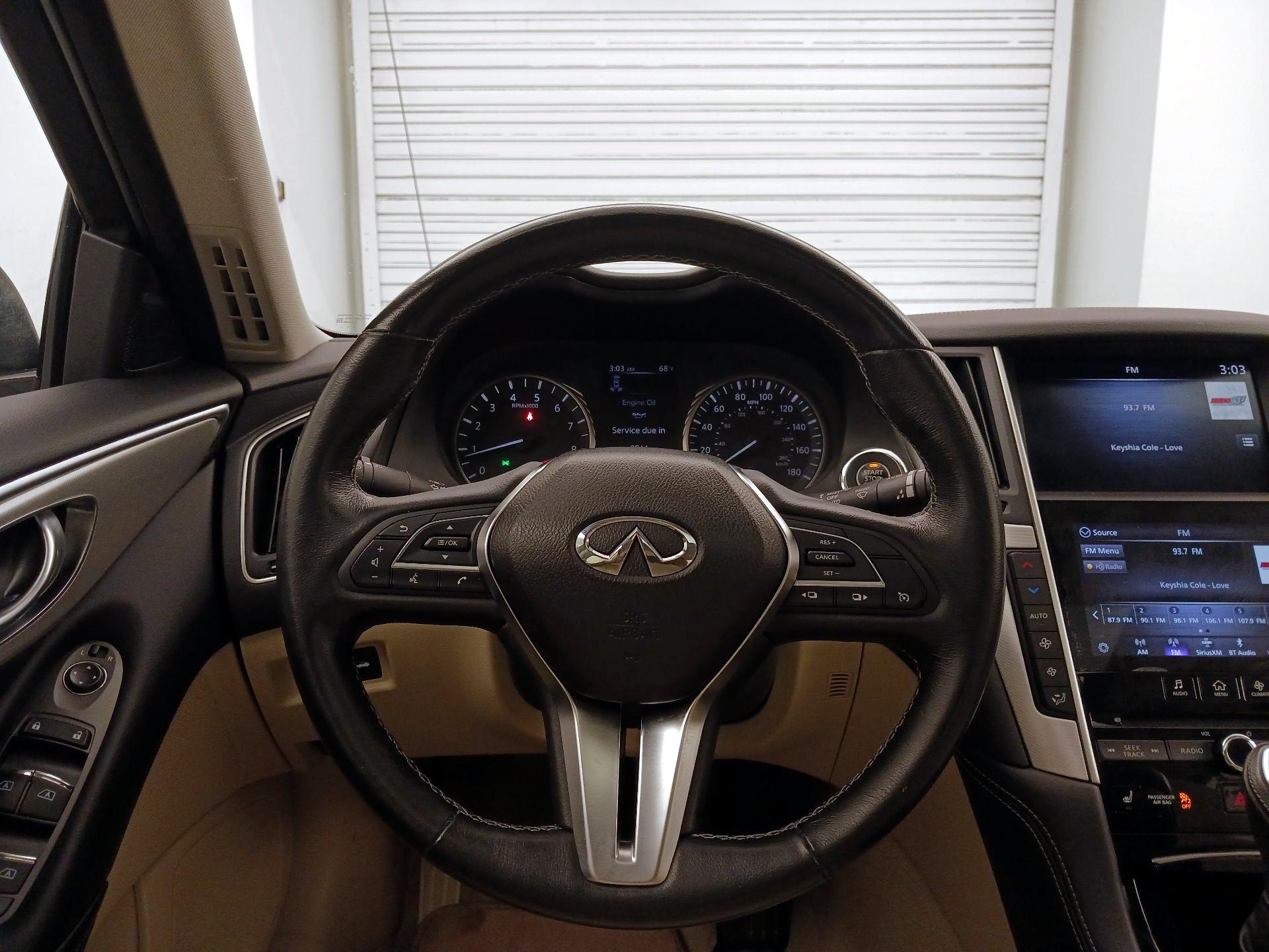 Thumbnail: 2020 INFINITI Q50 - 10