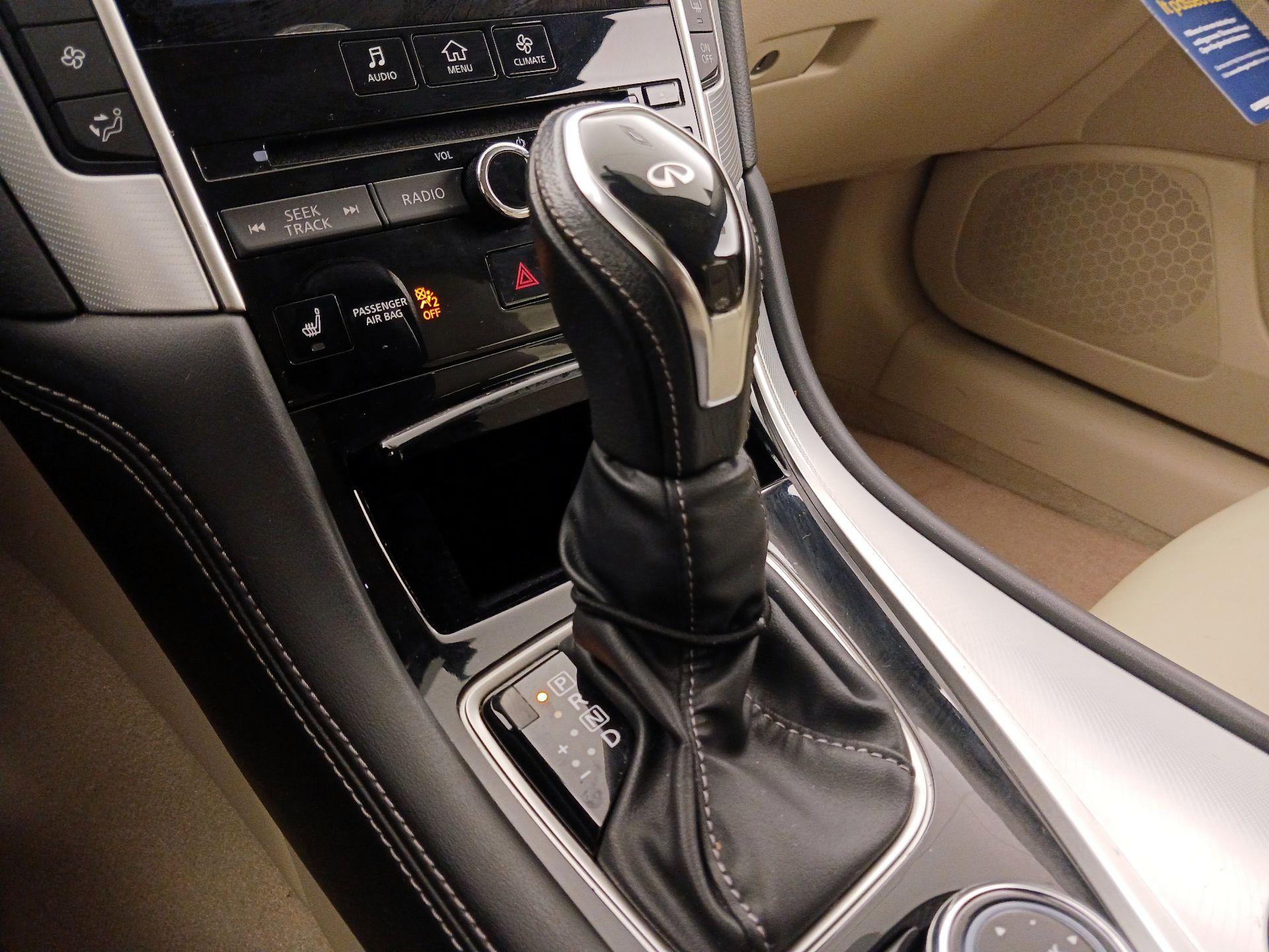 Thumbnail: 2020 INFINITI Q50 - 17