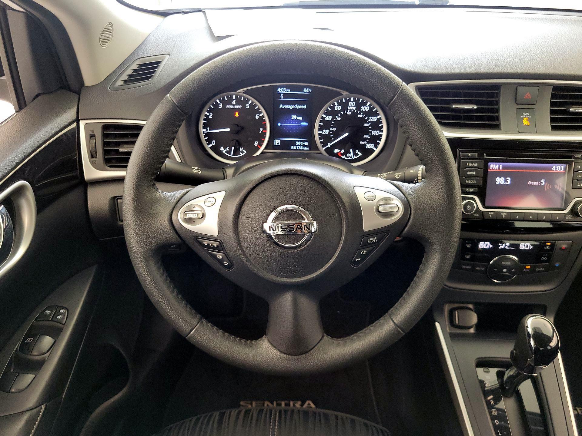 Thumbnail: 2018 Nissan Sentra - 10