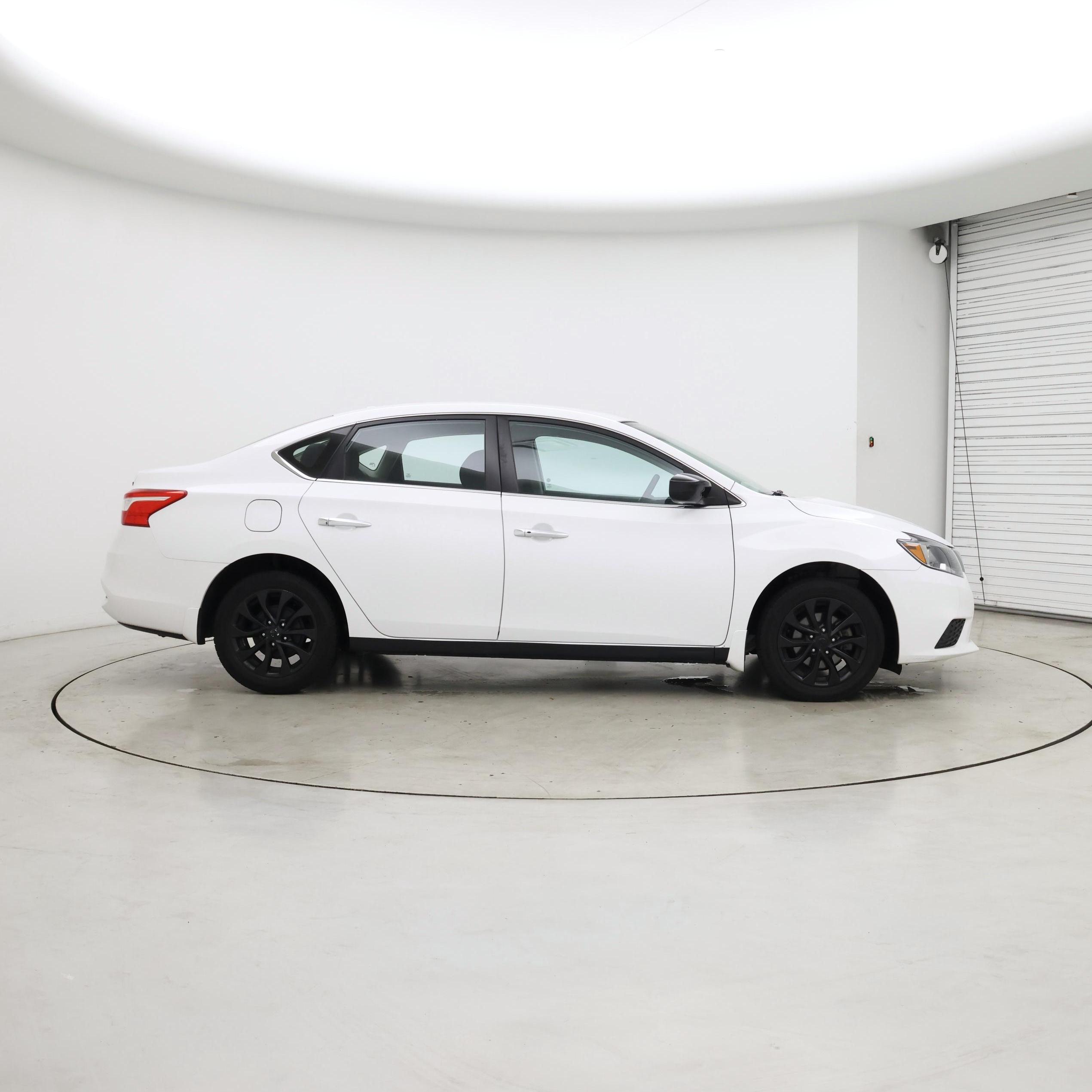 Thumbnail: 2018 Nissan Sentra - 7