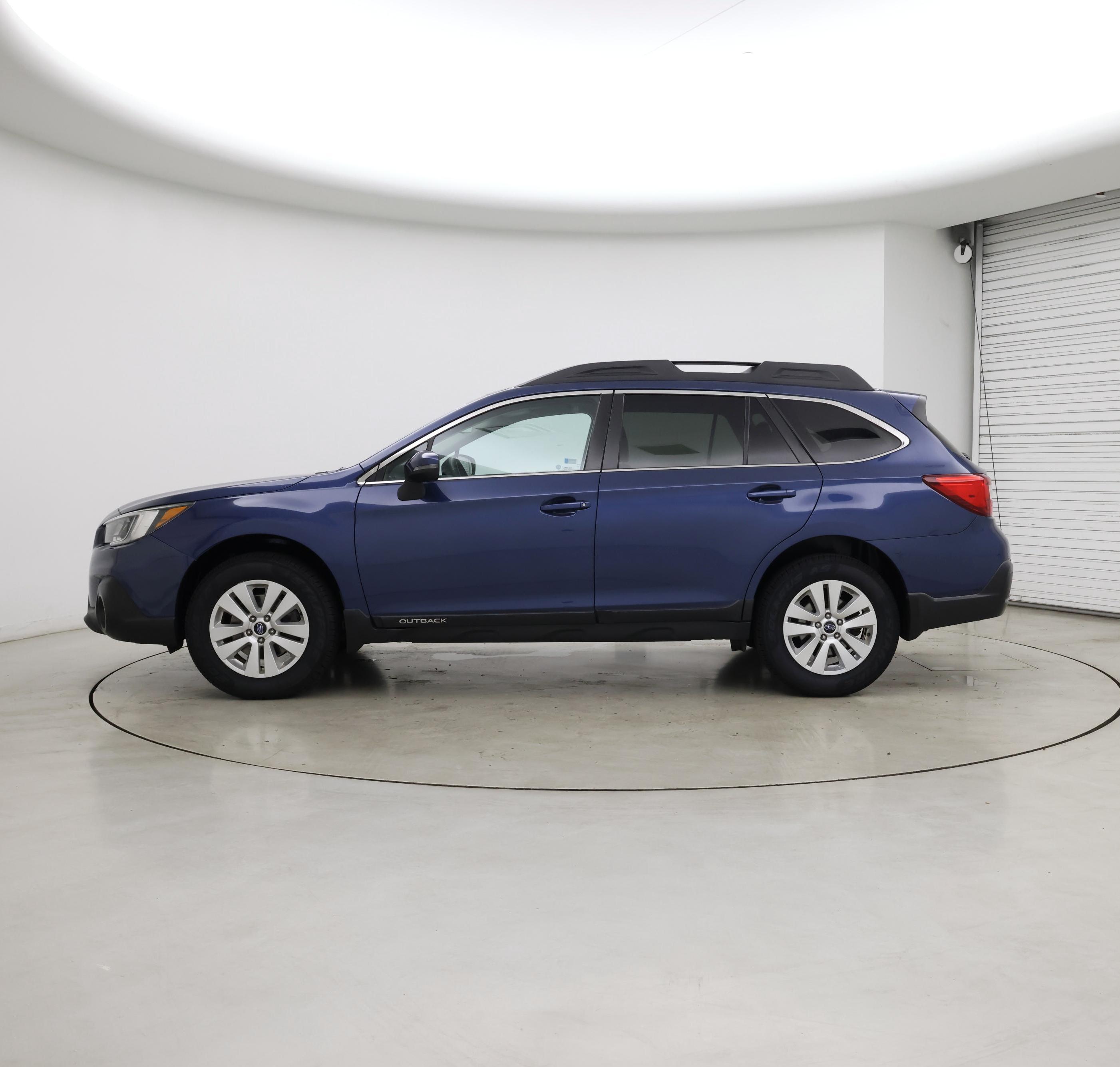 Thumbnail: 2019 Subaru Outback - 3