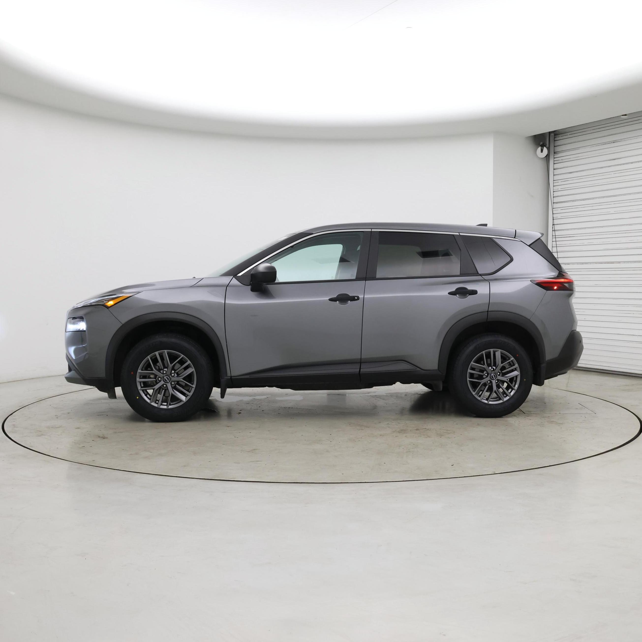 Thumbnail: 2023 Nissan Rogue - 3