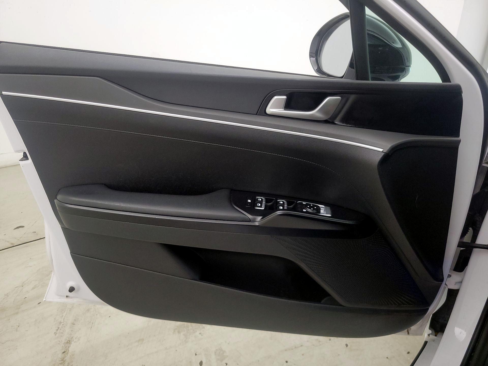 Thumbnail: 2021 Kia K5 - 12