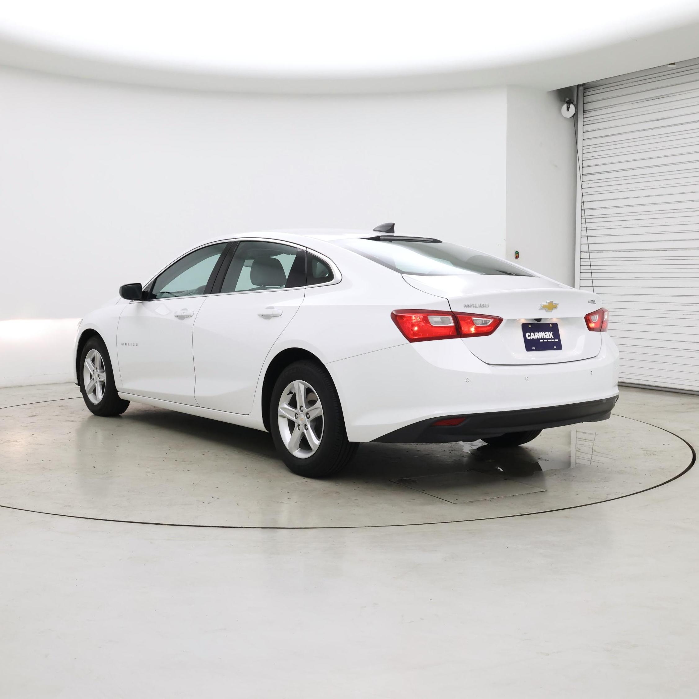 Thumbnail: 2022 Chevrolet Malibu - 2