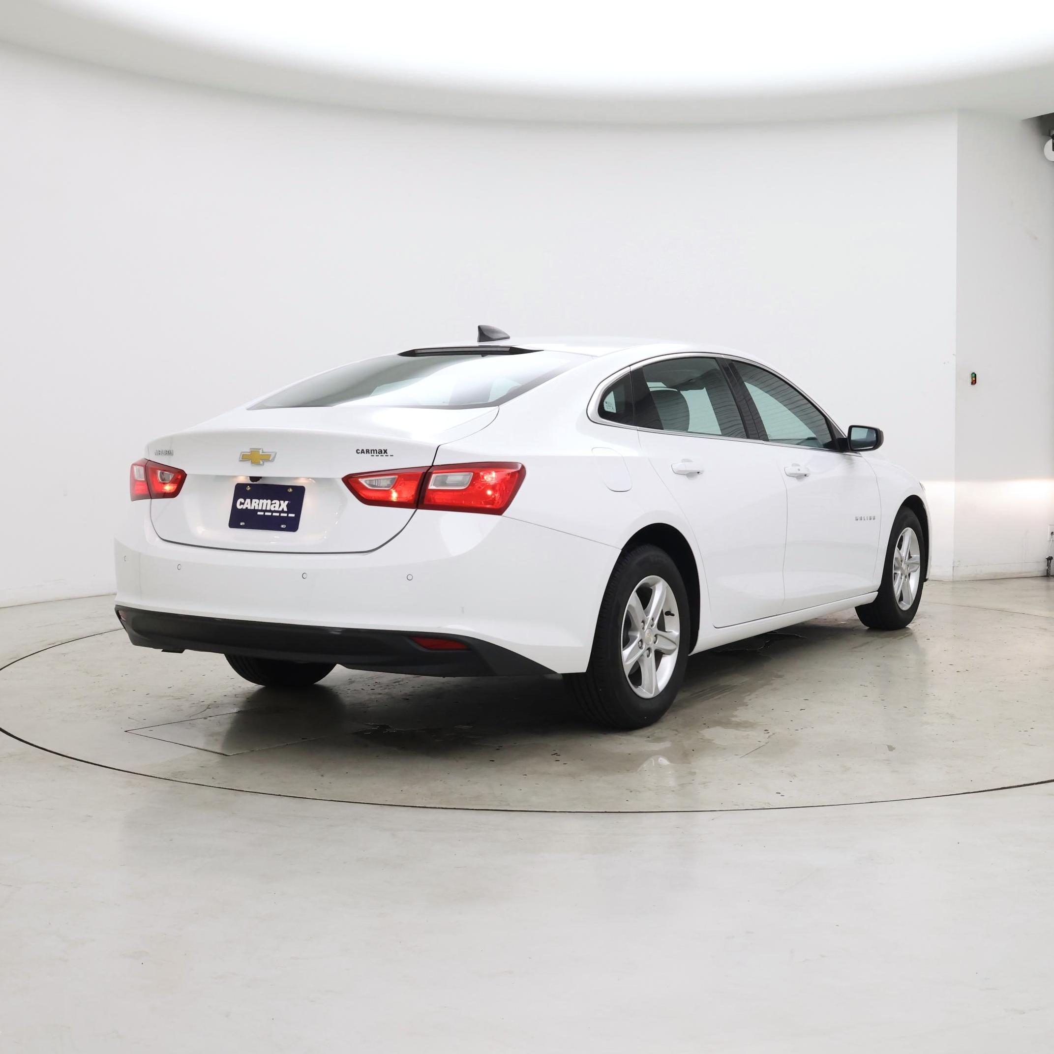 Thumbnail: 2022 Chevrolet Malibu - 8