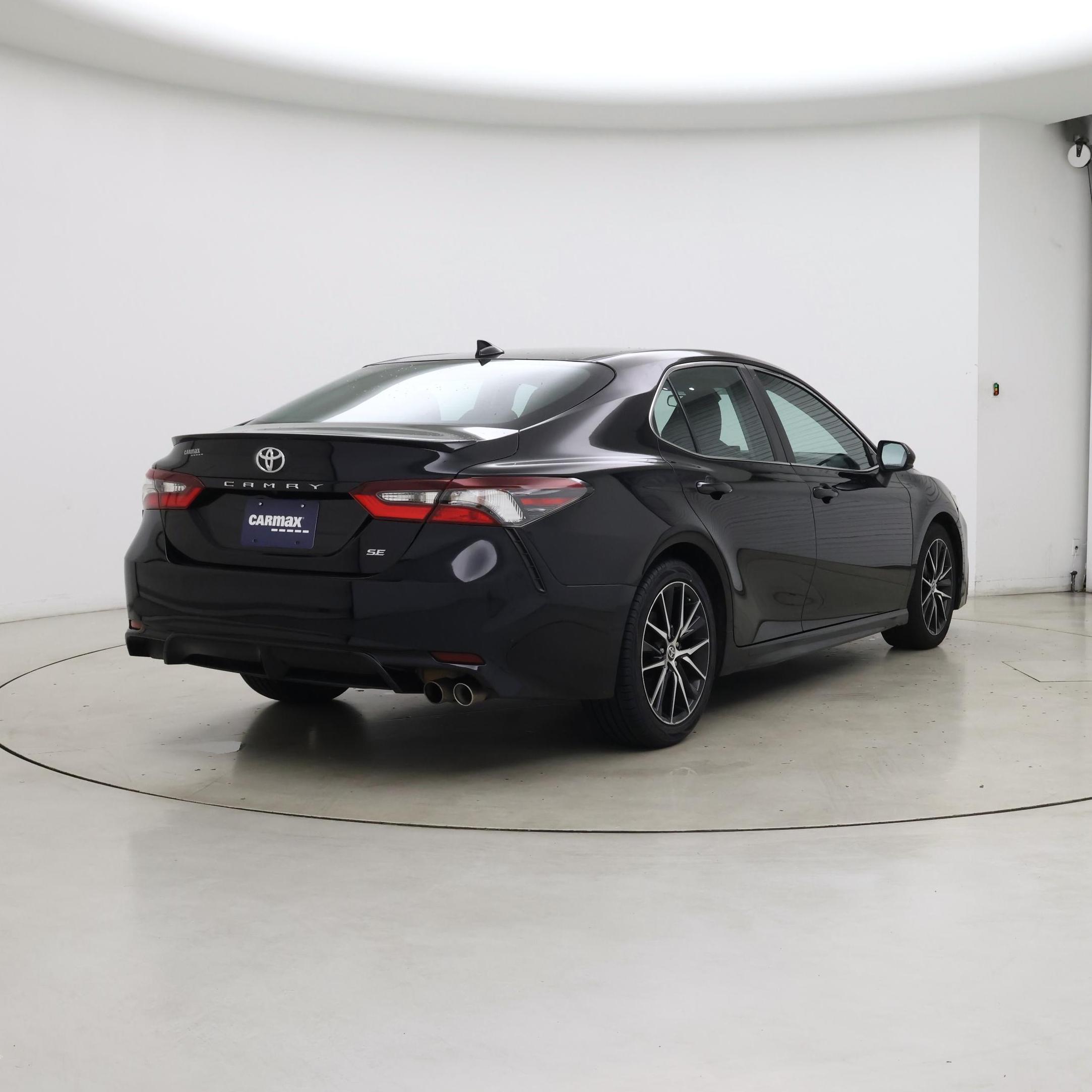 Thumbnail: 2021 Toyota Camry - 8