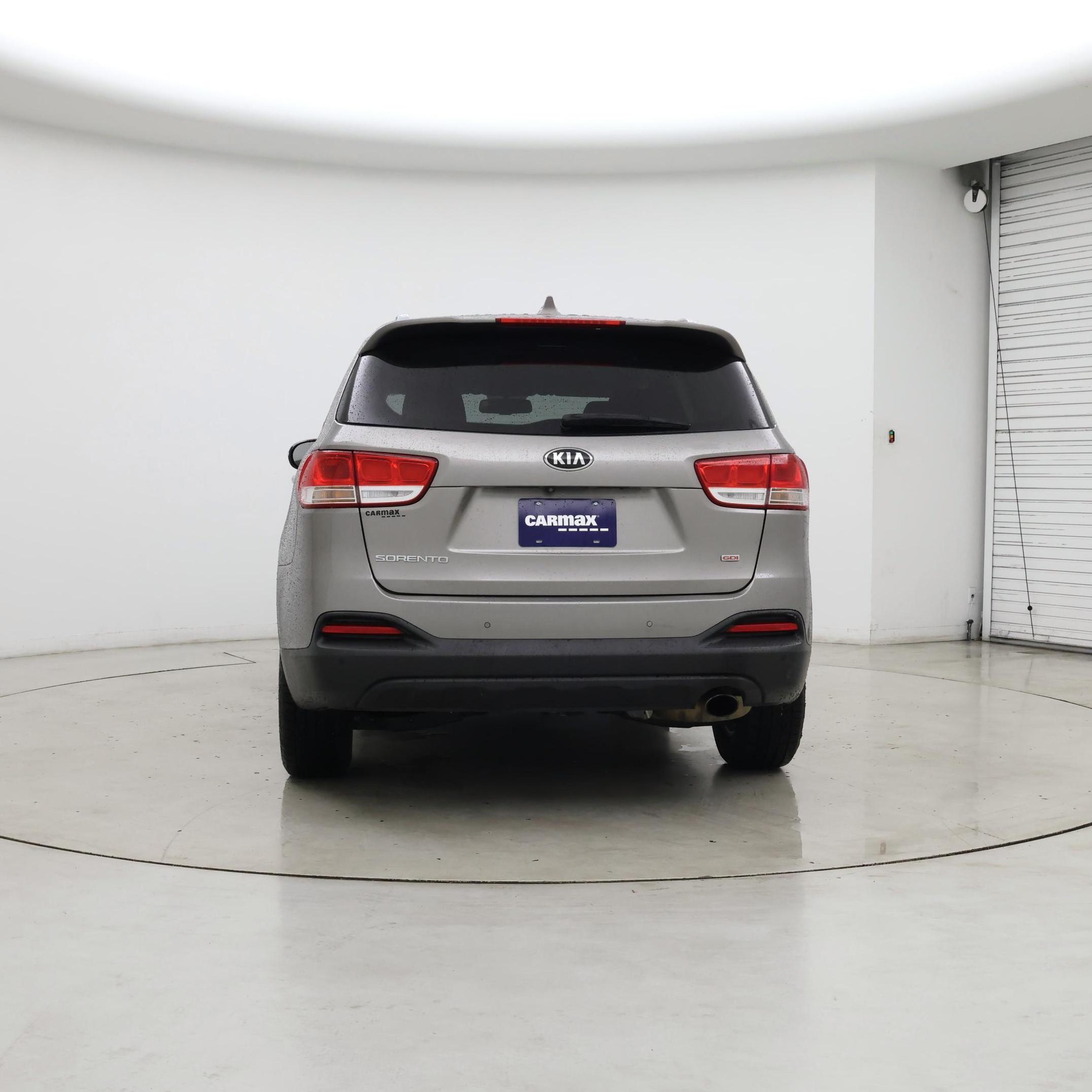 Thumbnail: 2016 Kia Sorento - 6