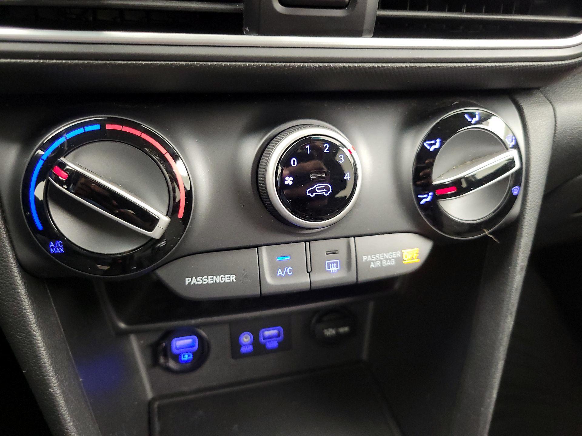 Thumbnail: 2019 Hyundai Kona - 16
