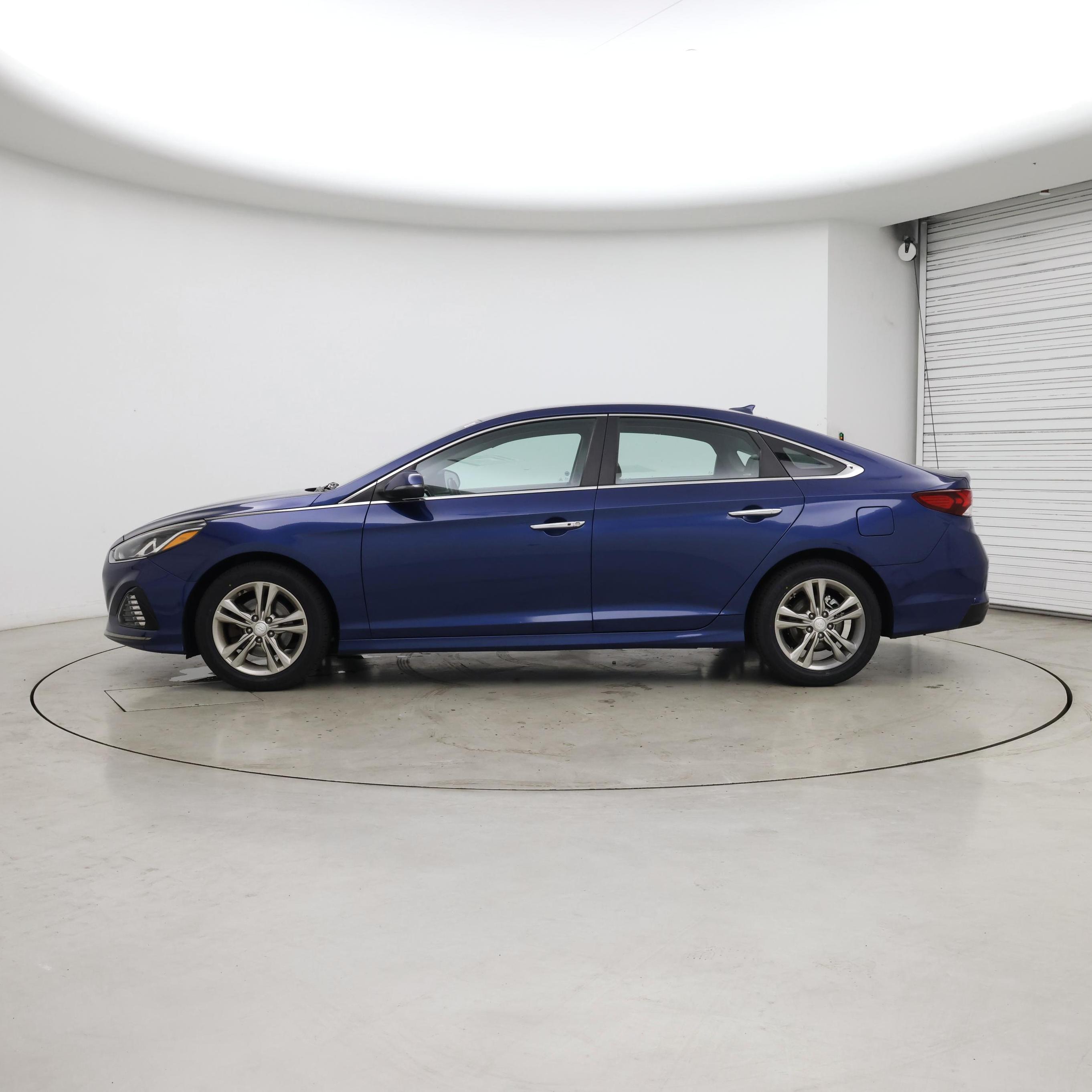 Thumbnail: 2019 Hyundai Sonata - 3