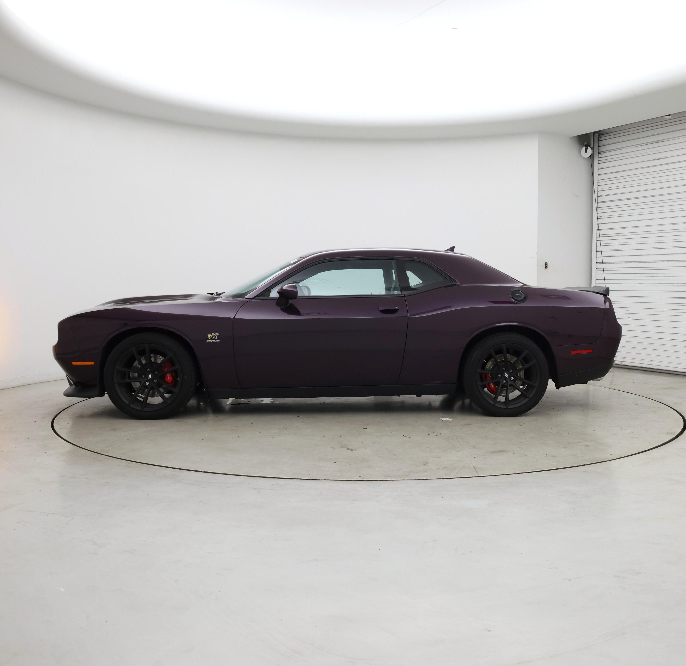 Thumbnail: 2020 Dodge Challenger - 3