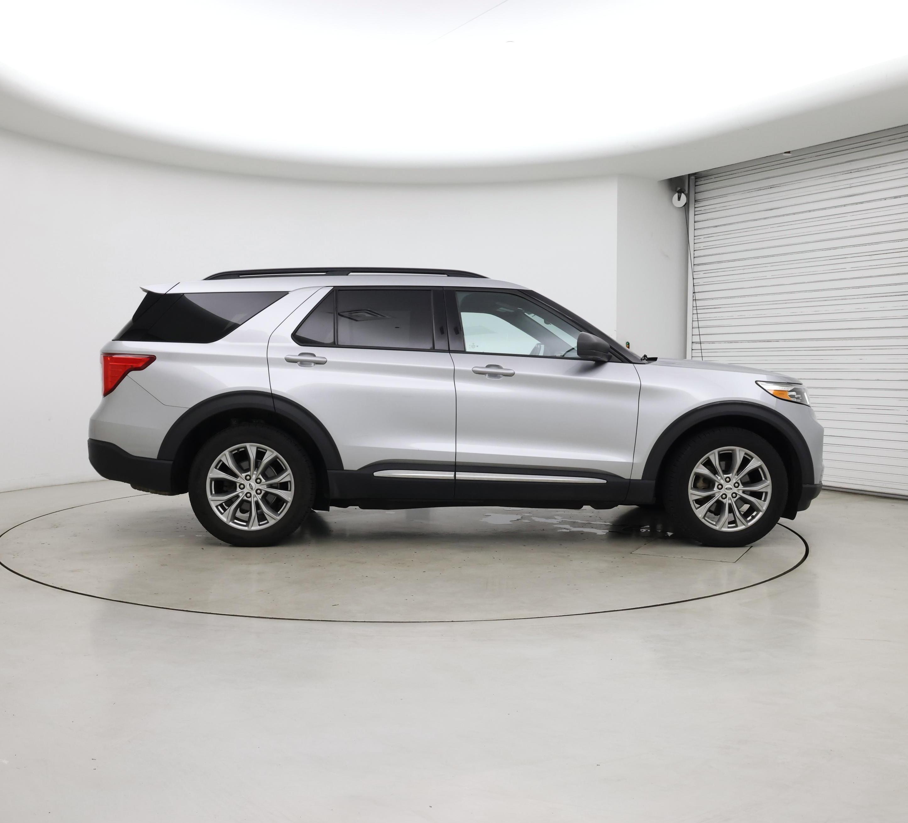 Thumbnail: 2020 Ford Explorer - 7