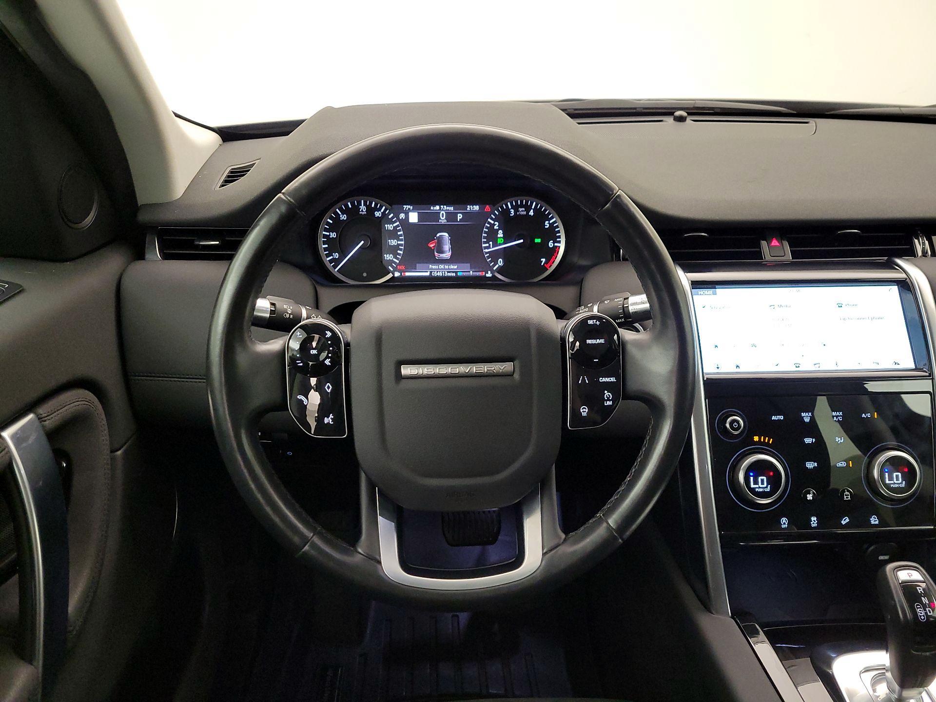 Thumbnail: 2020 Land Rover Discovery Sport - 10