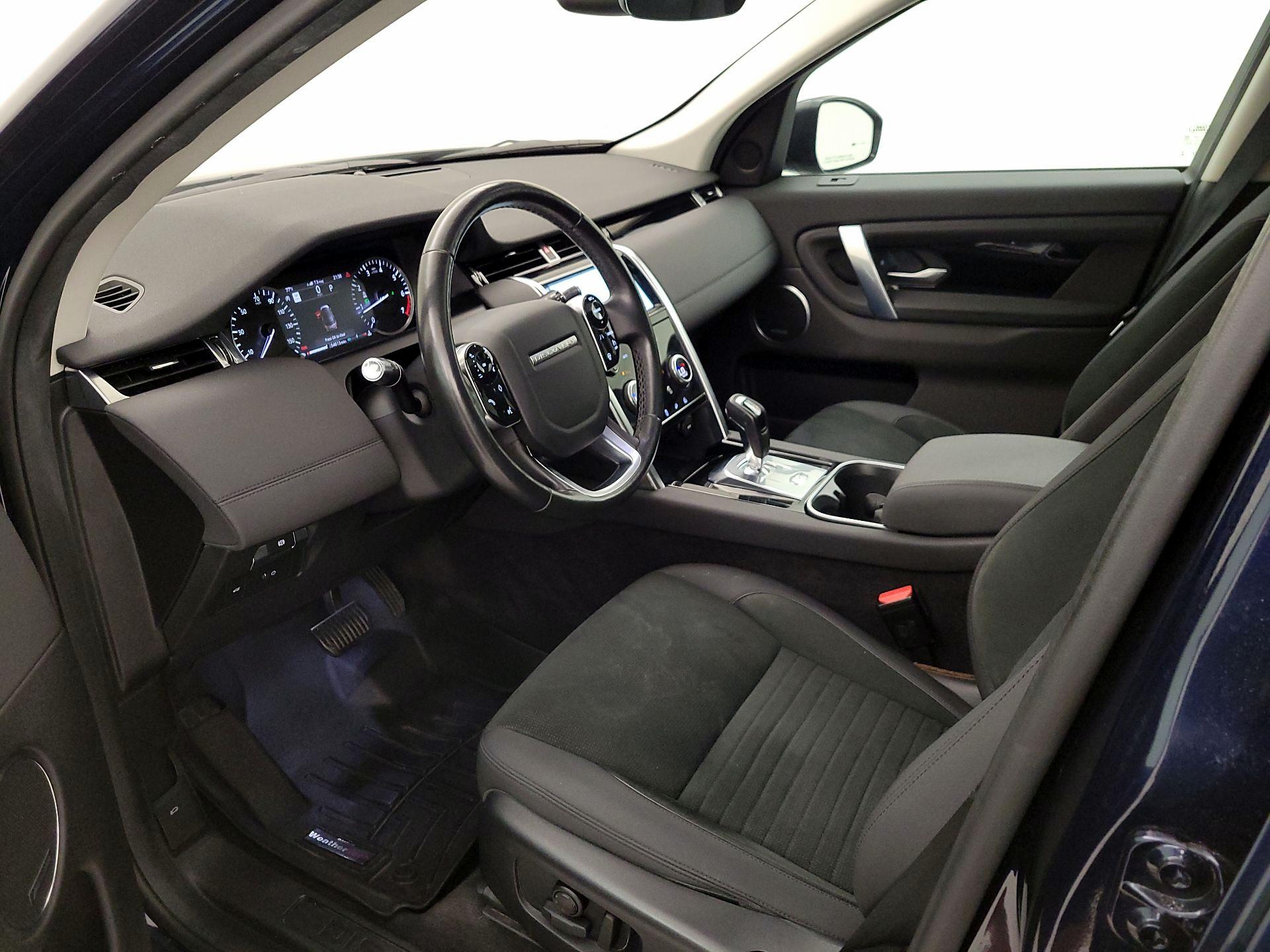 Thumbnail: 2020 Land Rover Discovery Sport - 11