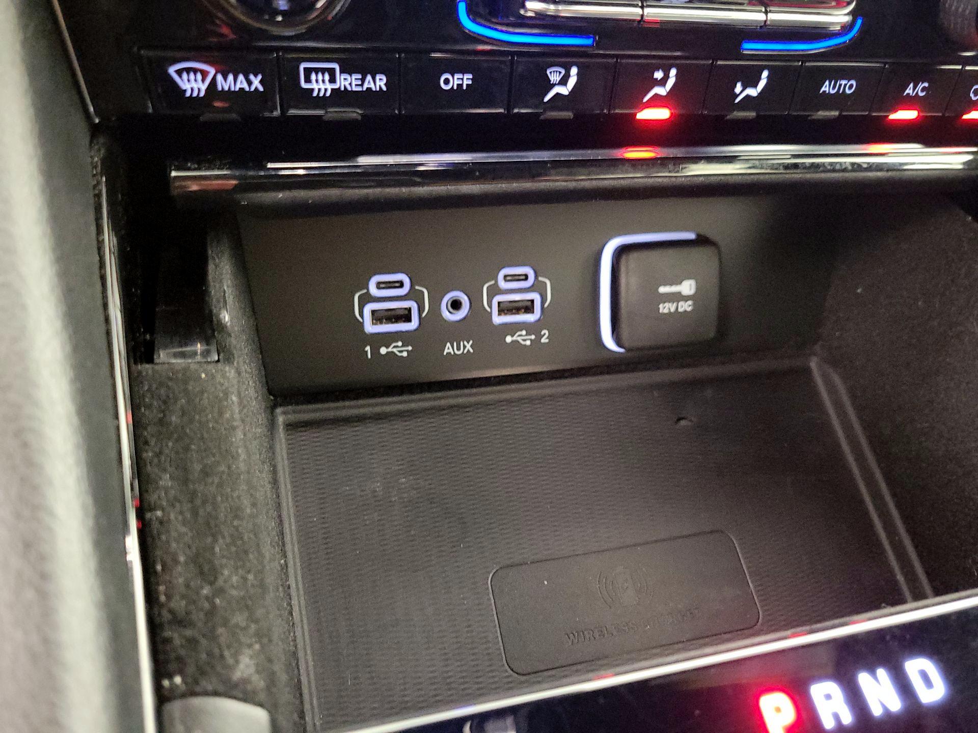 Thumbnail: 2022 Jeep Grand Cherokee L - 19