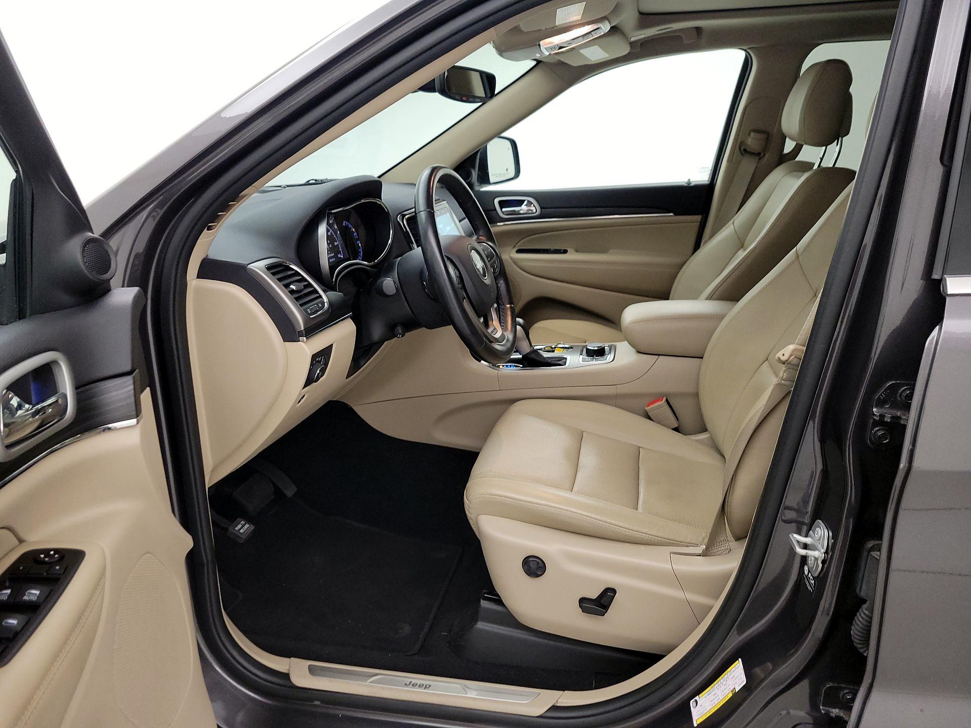 Thumbnail: 2021 Jeep Grand Cherokee - 11