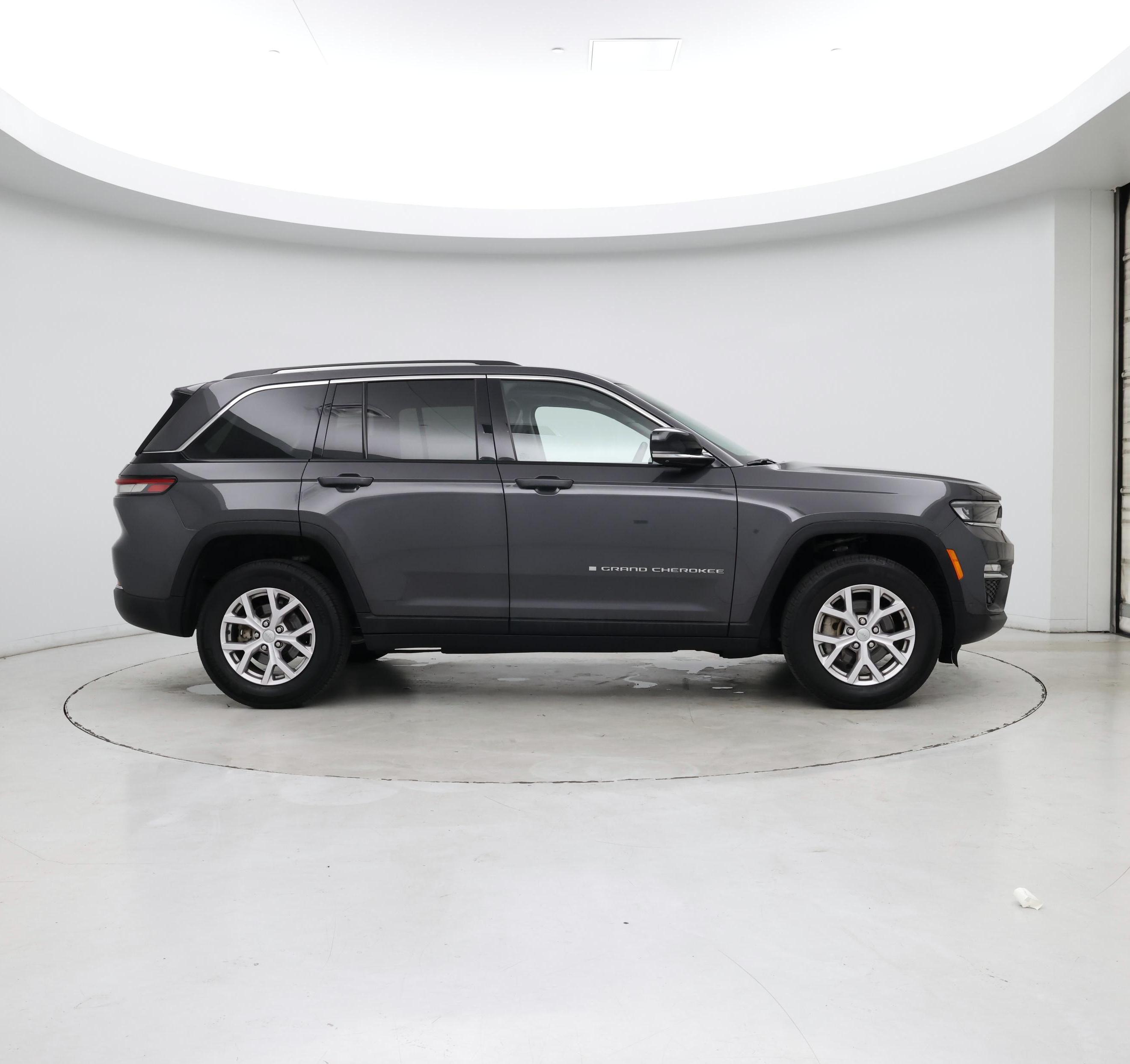 Thumbnail: 2022 Jeep Grand Cherokee - 7