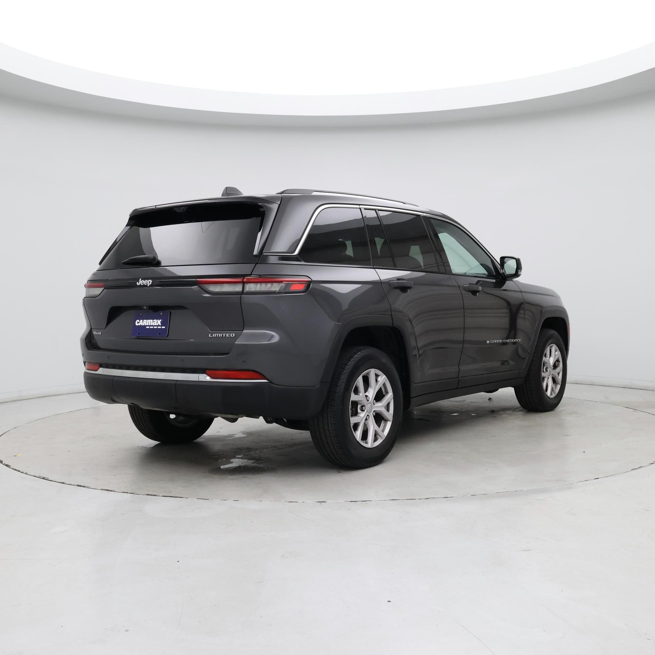 Thumbnail: 2022 Jeep Grand Cherokee - 8