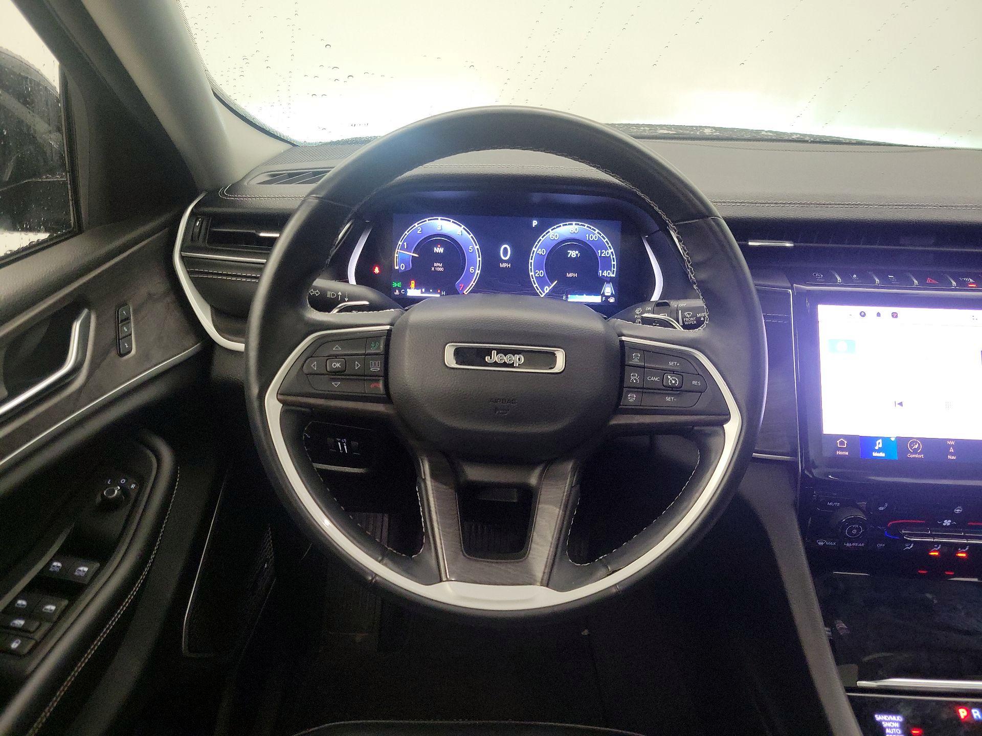 Thumbnail: 2022 Jeep Grand Cherokee - 10