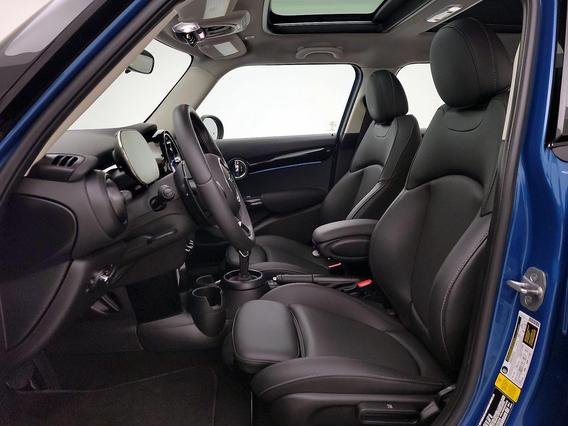Thumbnail: 2022 MINI Cooper Hardtop - 11