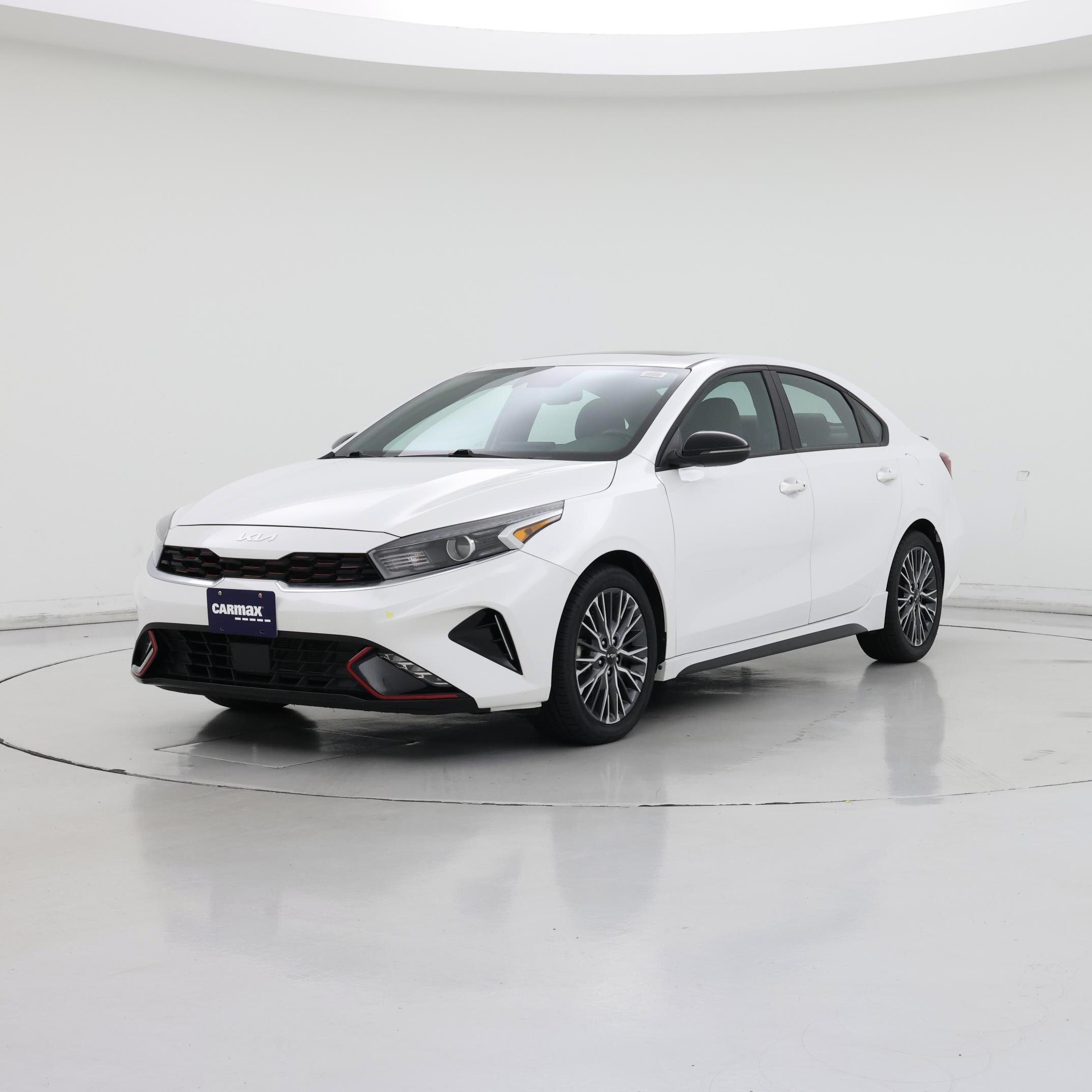 Thumbnail: 2022 Kia Forte - 4