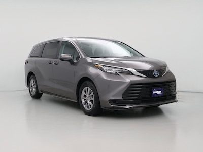 Gray 2022 Toyota Sienna Hybrid LE