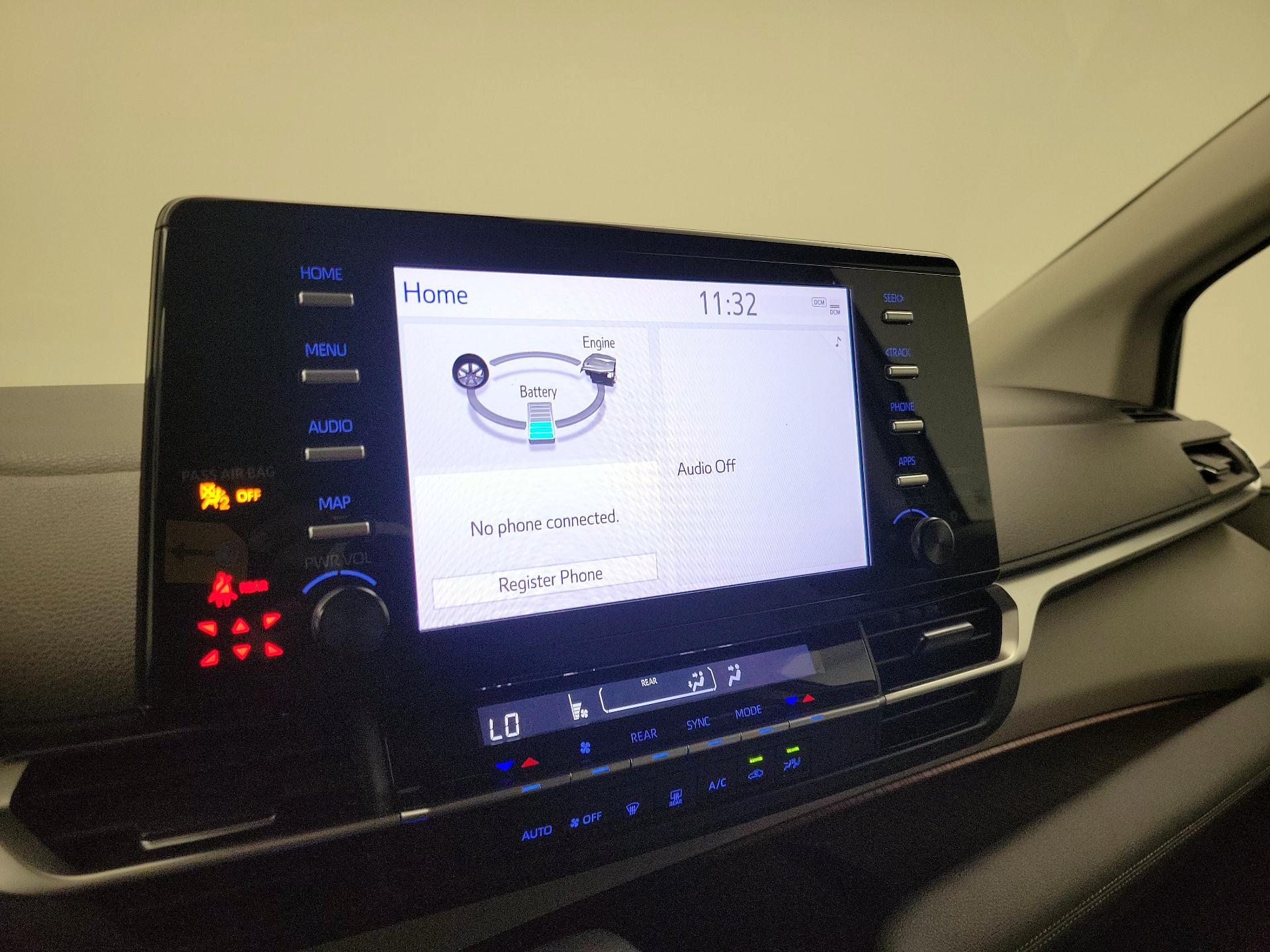 Thumbnail: 2022 Toyota Sienna - 15