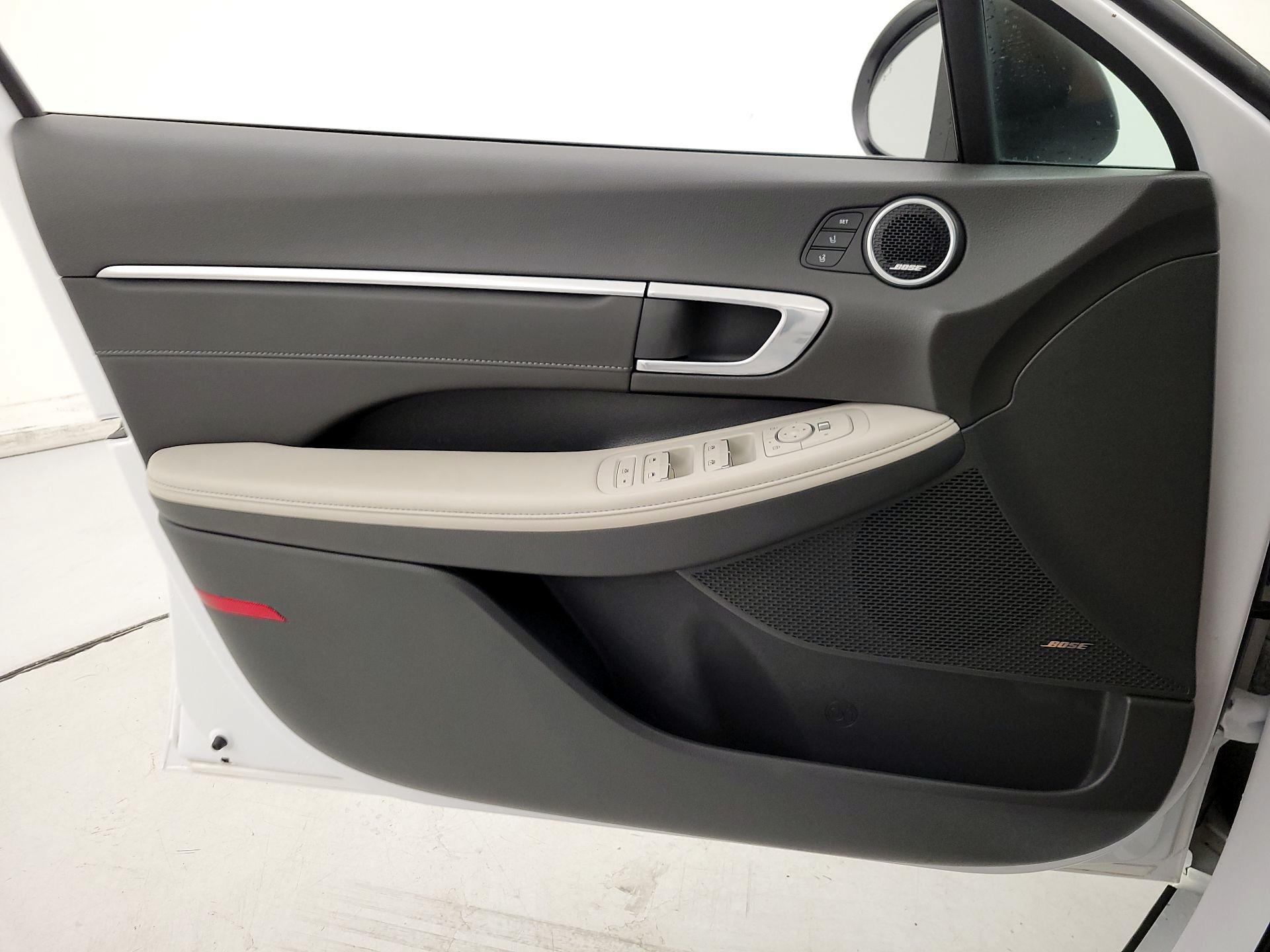 Thumbnail: 2023 Hyundai Sonata - 10