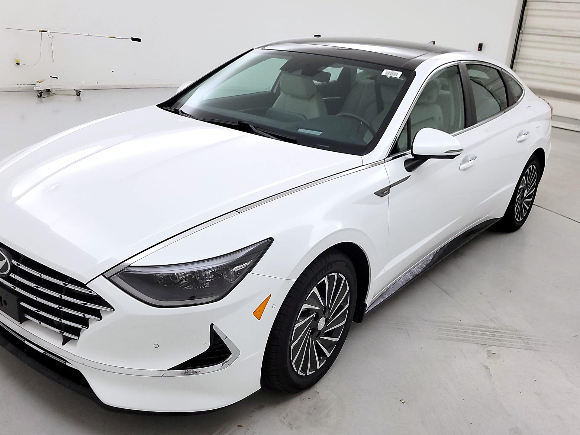 Thumbnail: 2023 Hyundai Sonata - 3
