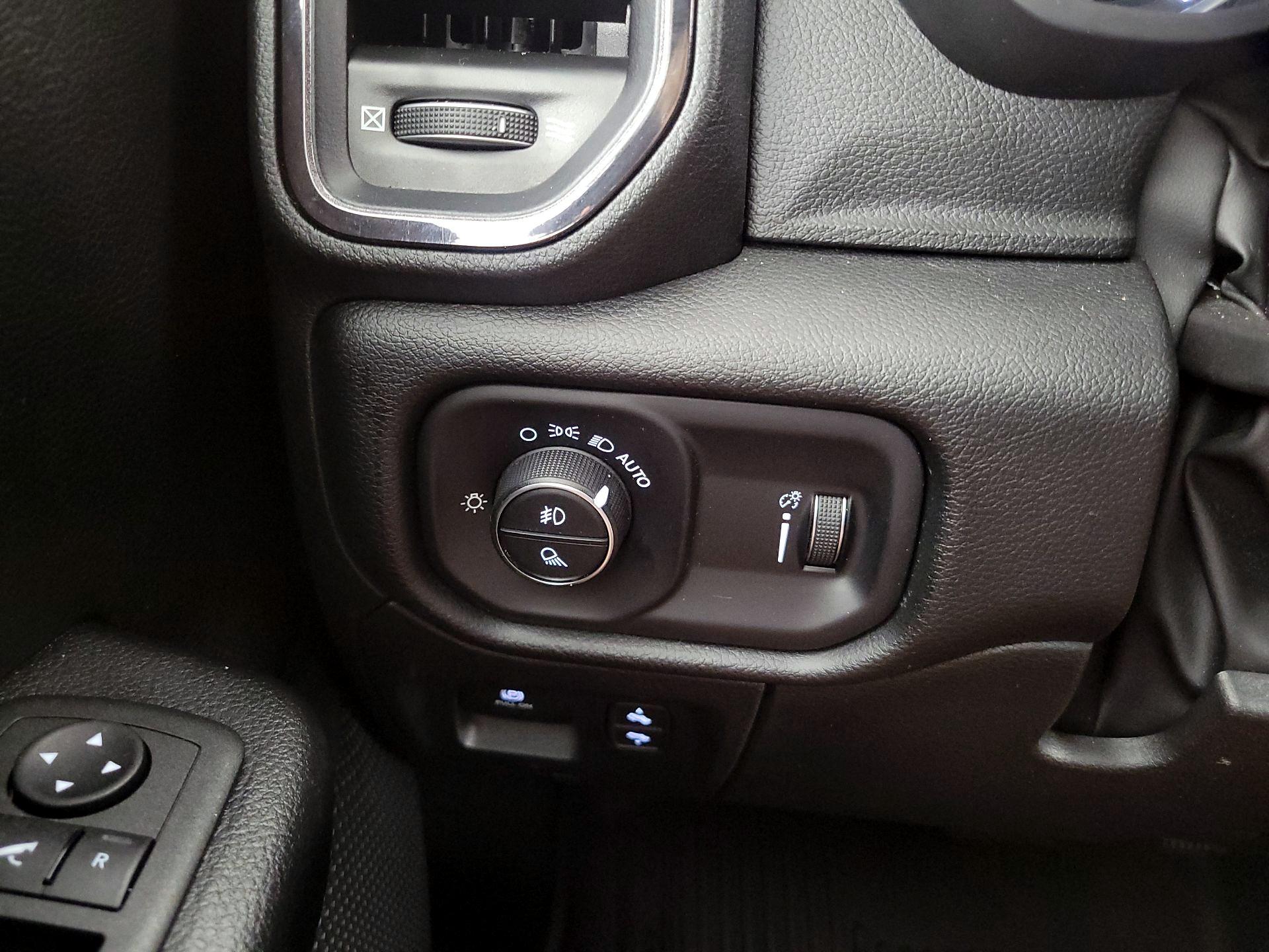 Thumbnail: 2022 RAM 1500 - 13