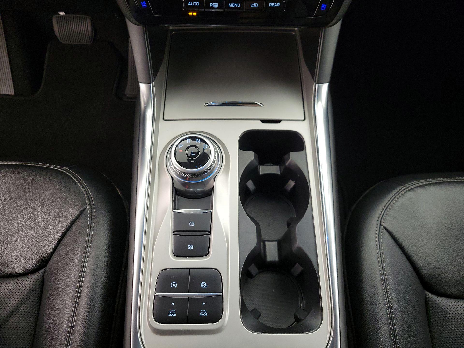 Thumbnail: 2023 Ford Explorer - 18