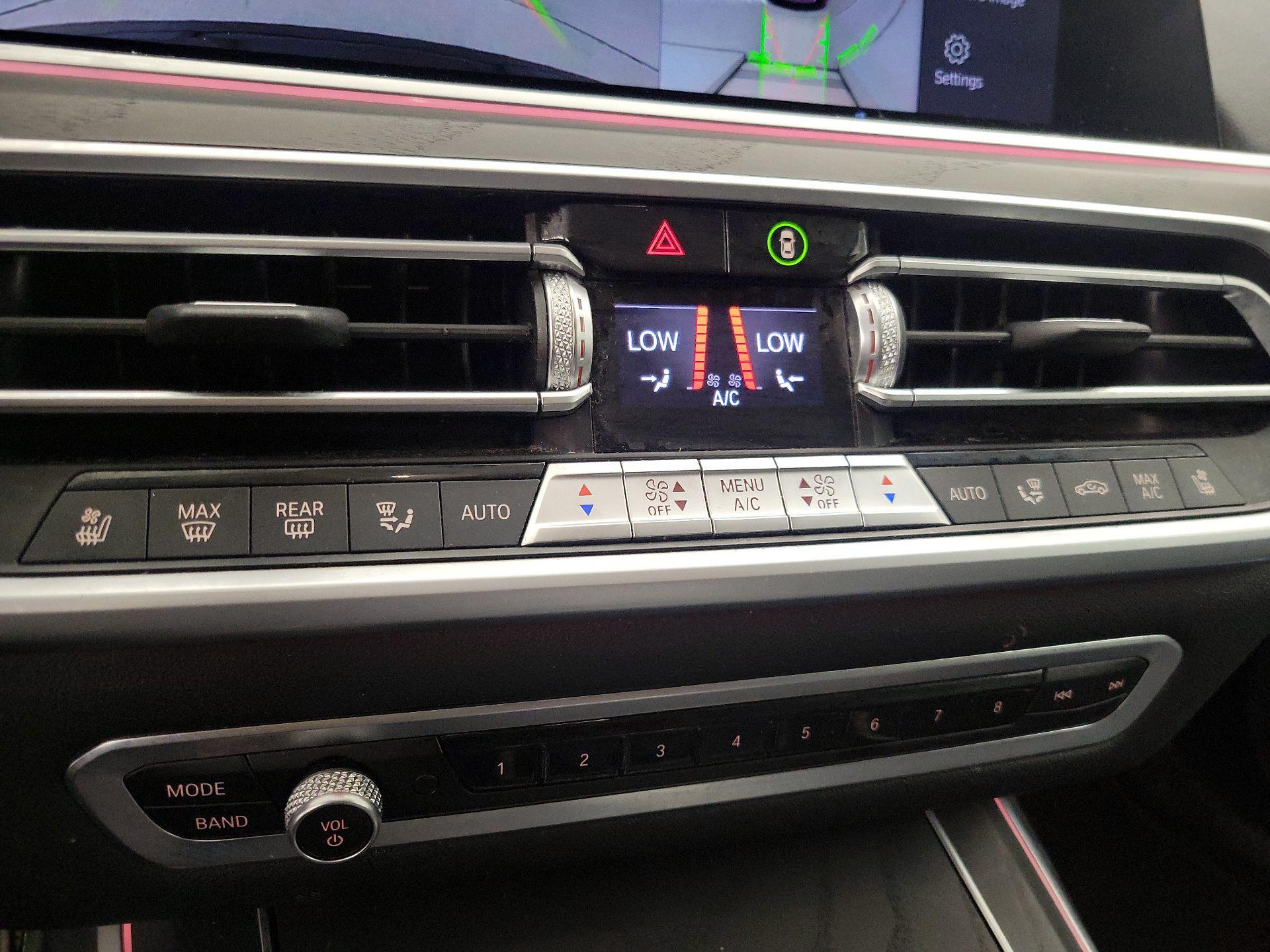 Thumbnail: 2022 BMW X7 - 17