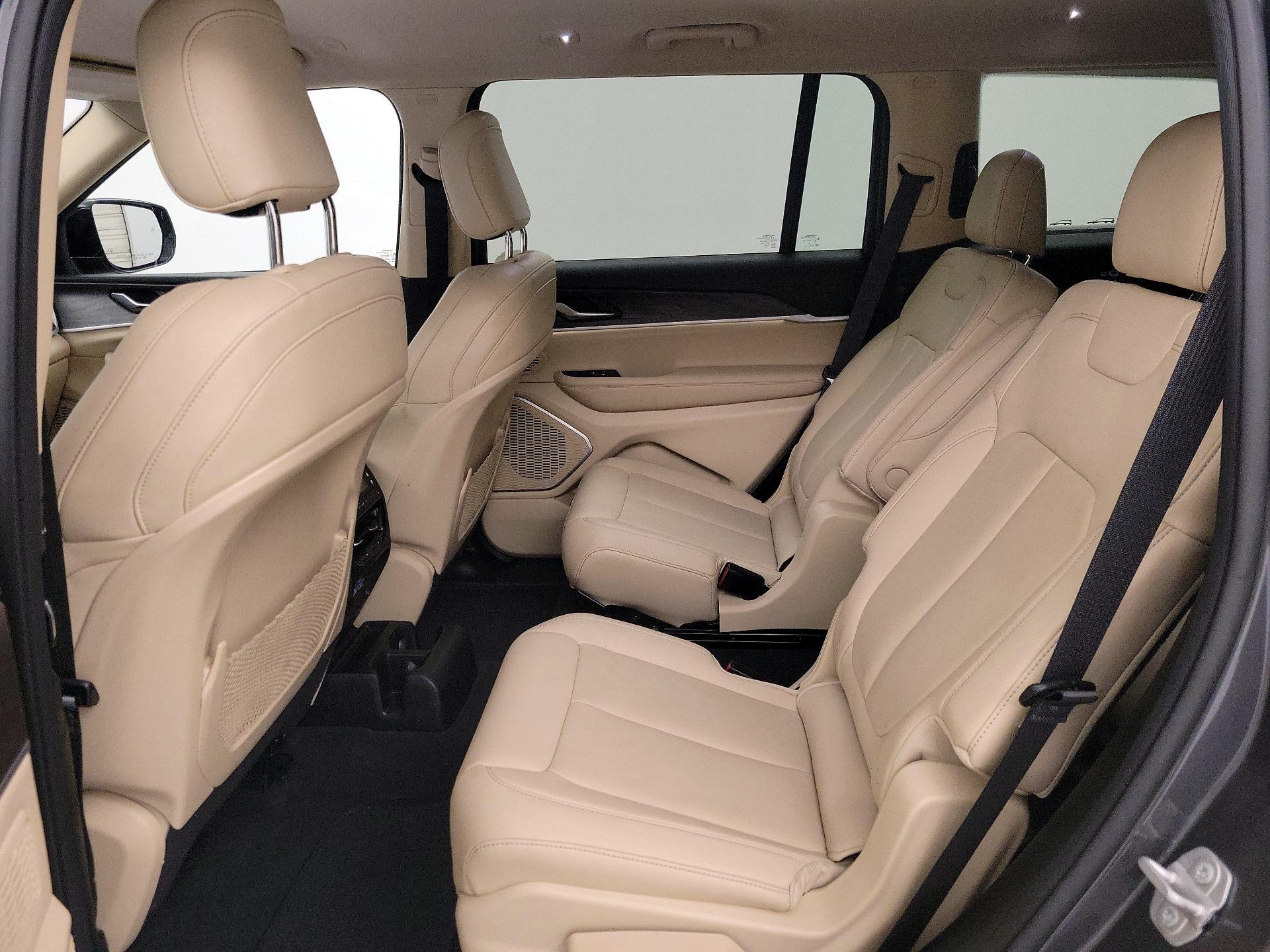 Thumbnail: 2021 Jeep Grand Cherokee L - 20