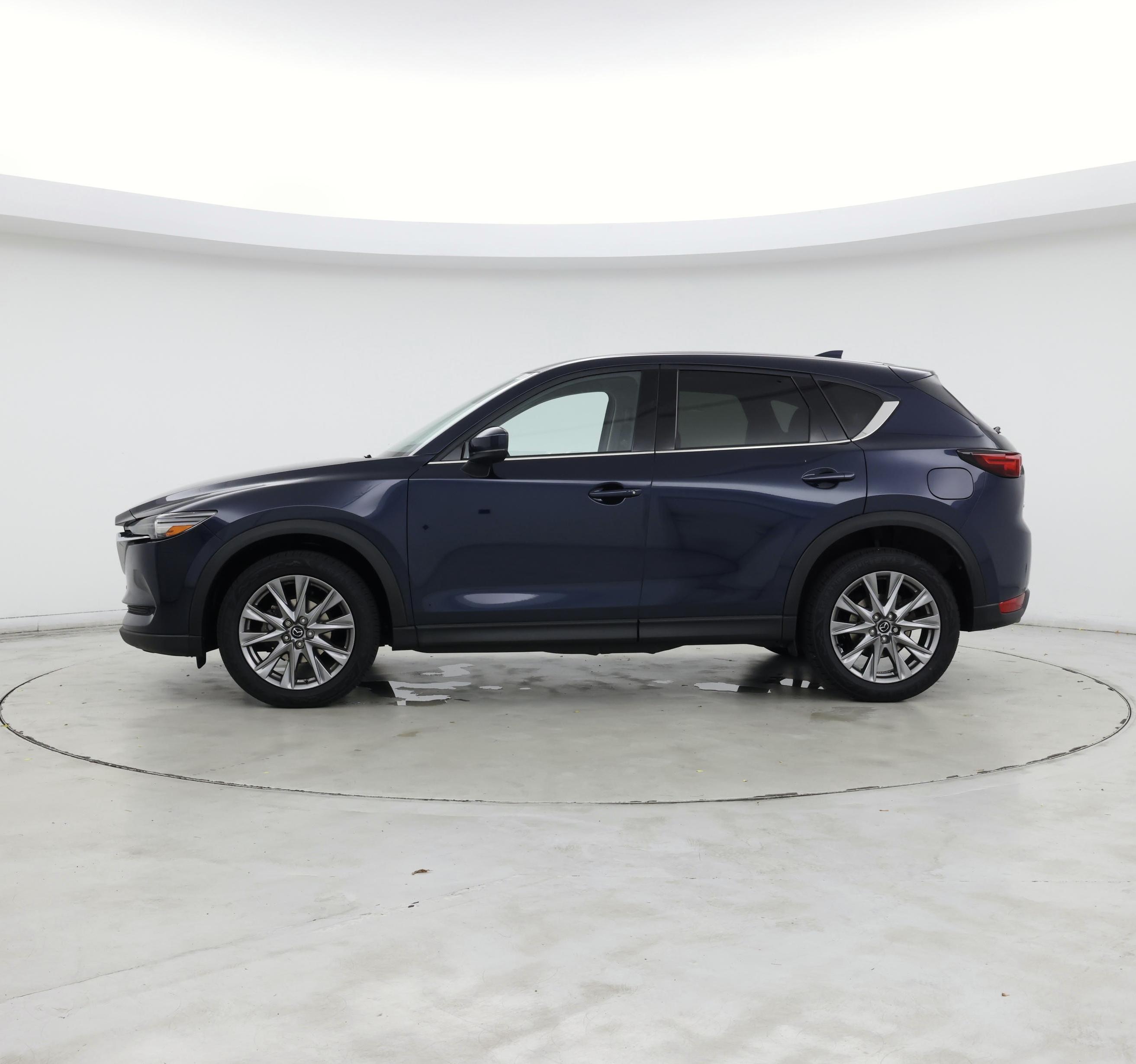 Thumbnail: 2021 Mazda CX-5 - 3