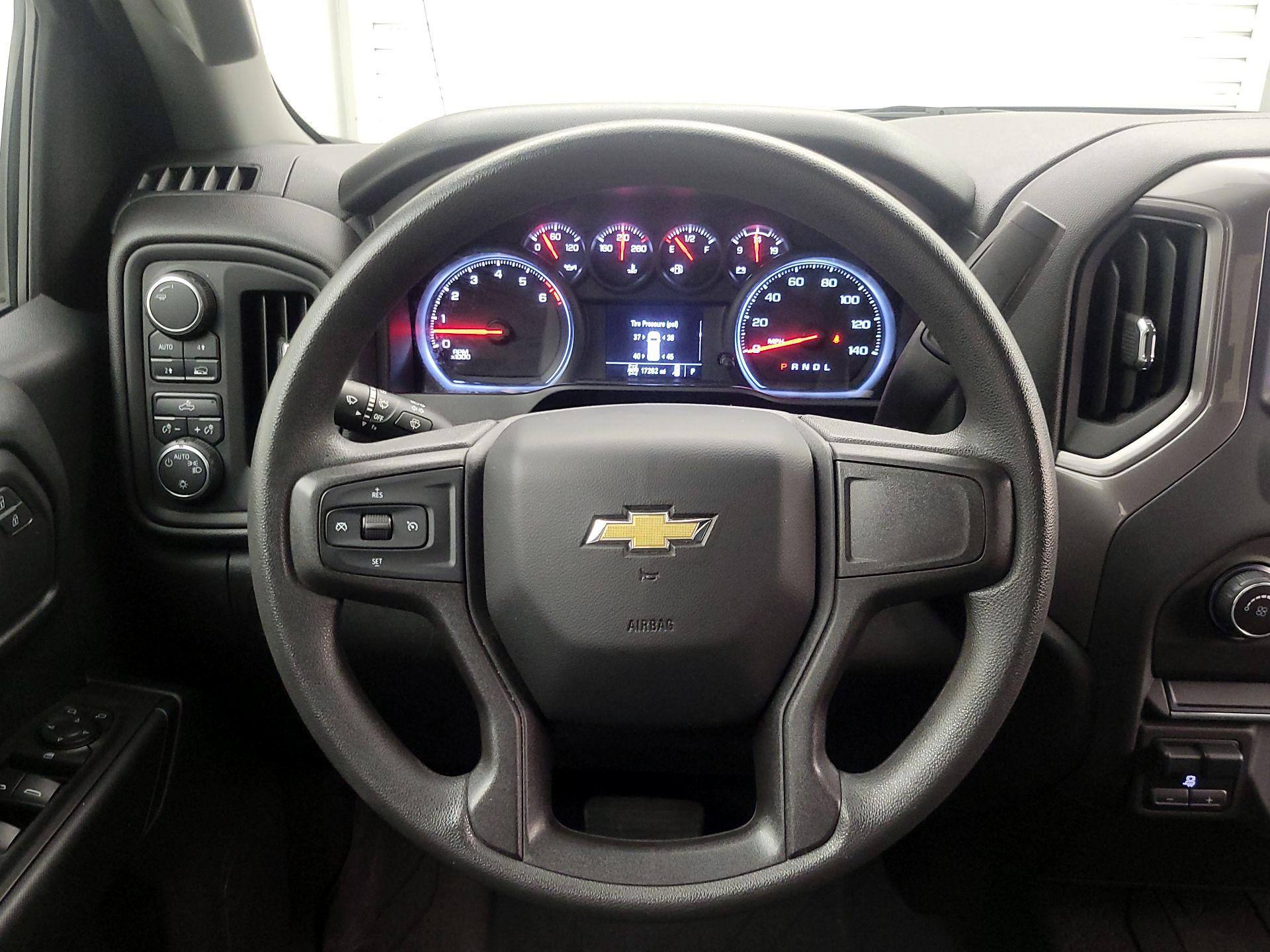 Thumbnail: 2020 Chevrolet Silverado 1500 - 10