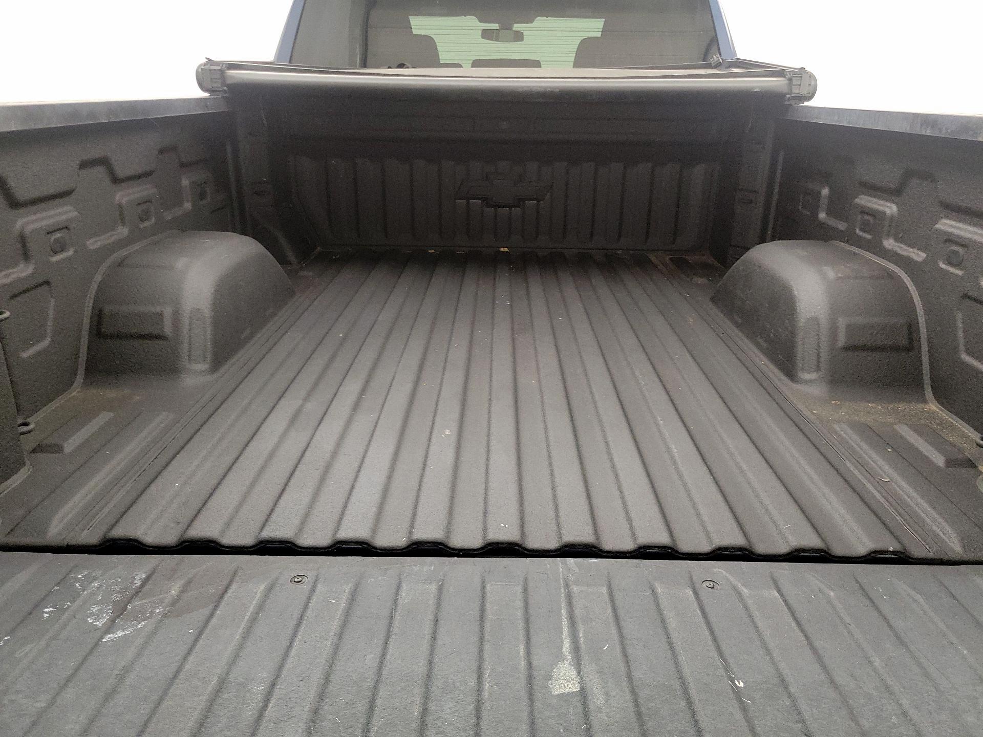 Thumbnail: 2020 Chevrolet Silverado 1500 - 20