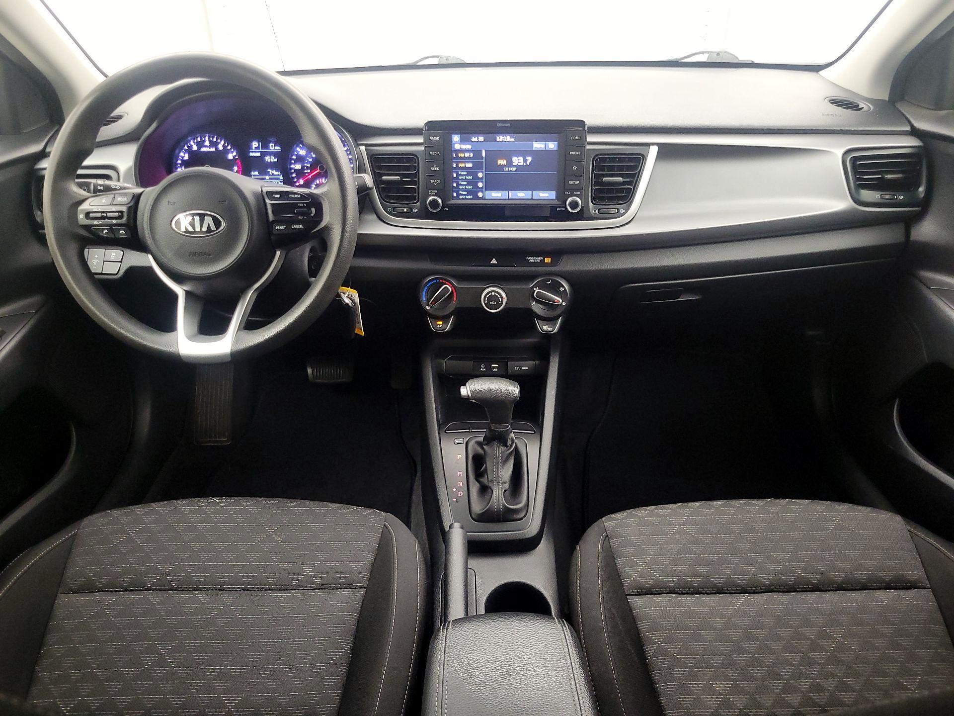 Thumbnail: 2019 Kia Rio - 9