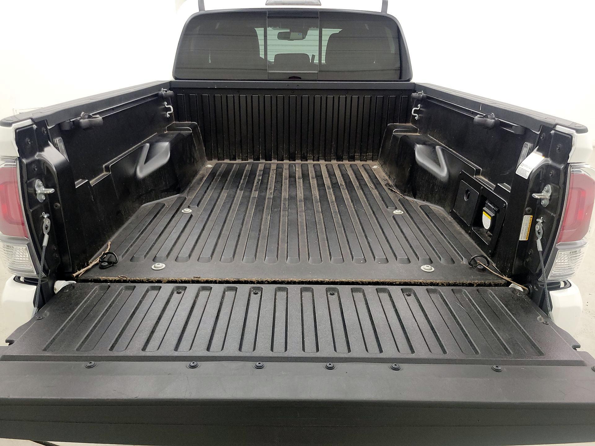 Thumbnail: 2023 Toyota Tacoma - 20