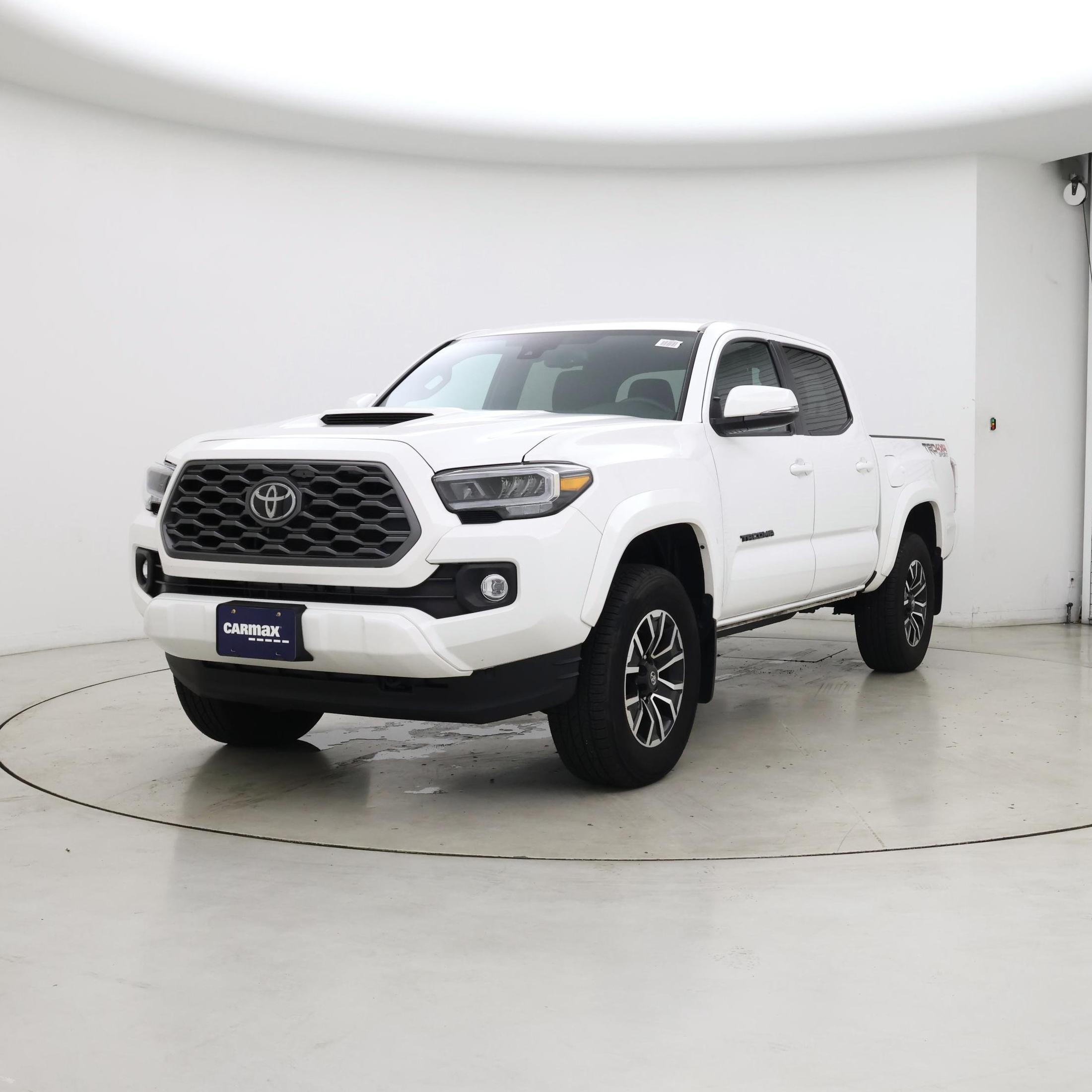 Thumbnail: 2023 Toyota Tacoma - 4