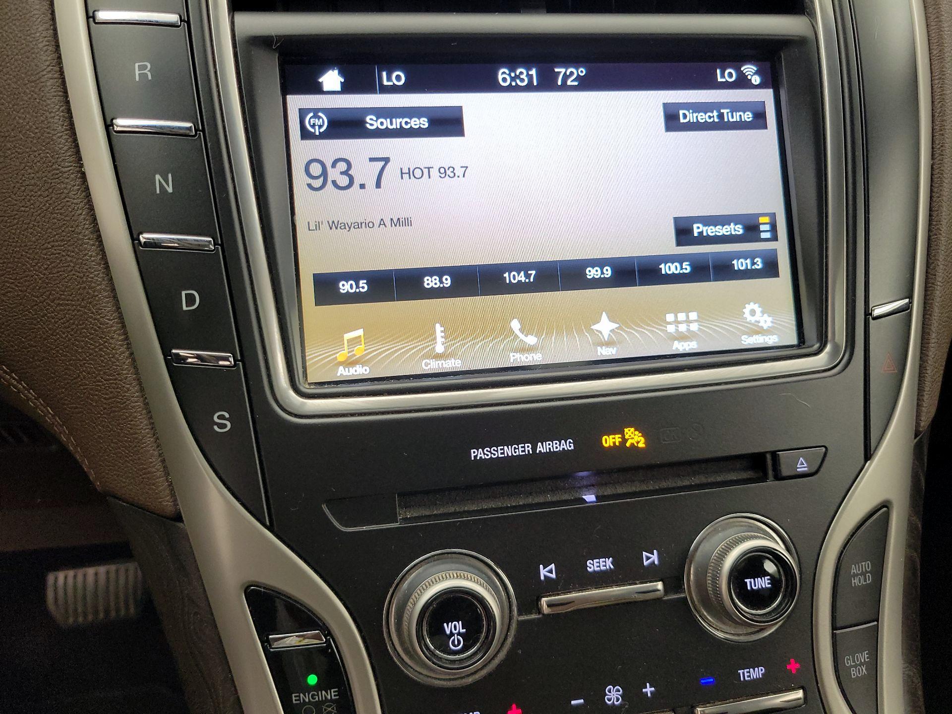Thumbnail: 2017 Lincoln MKX - 16