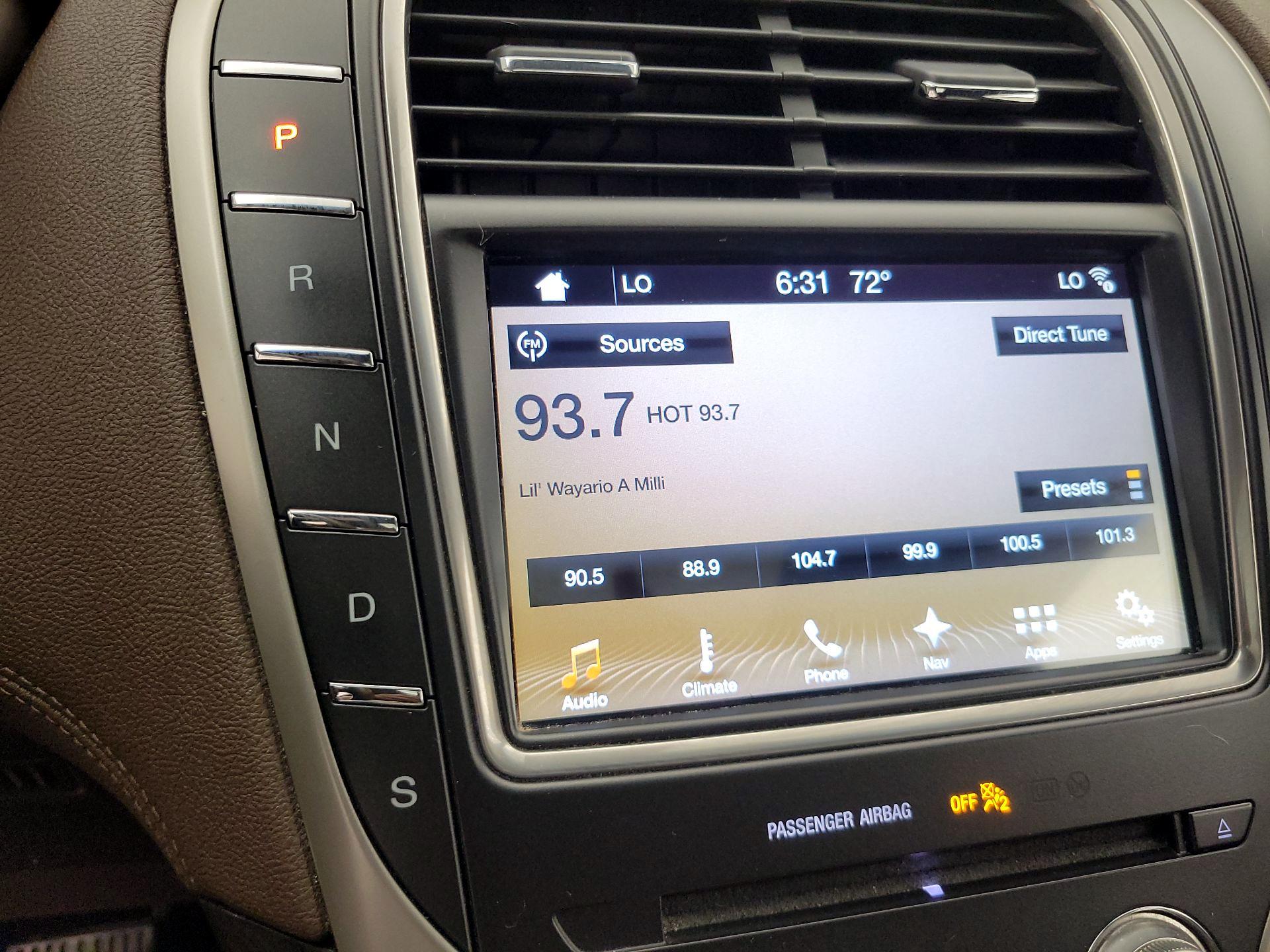 Thumbnail: 2017 Lincoln MKX - 18
