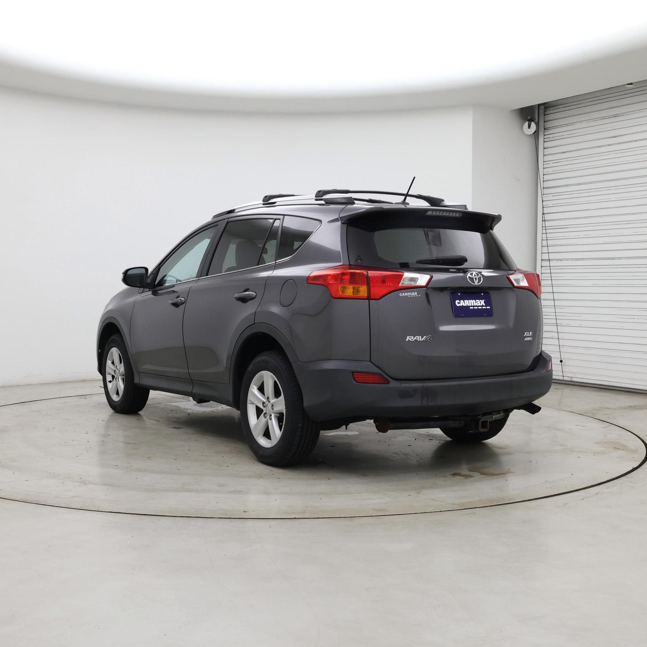 Thumbnail: 2014 Toyota RAV4 - 2